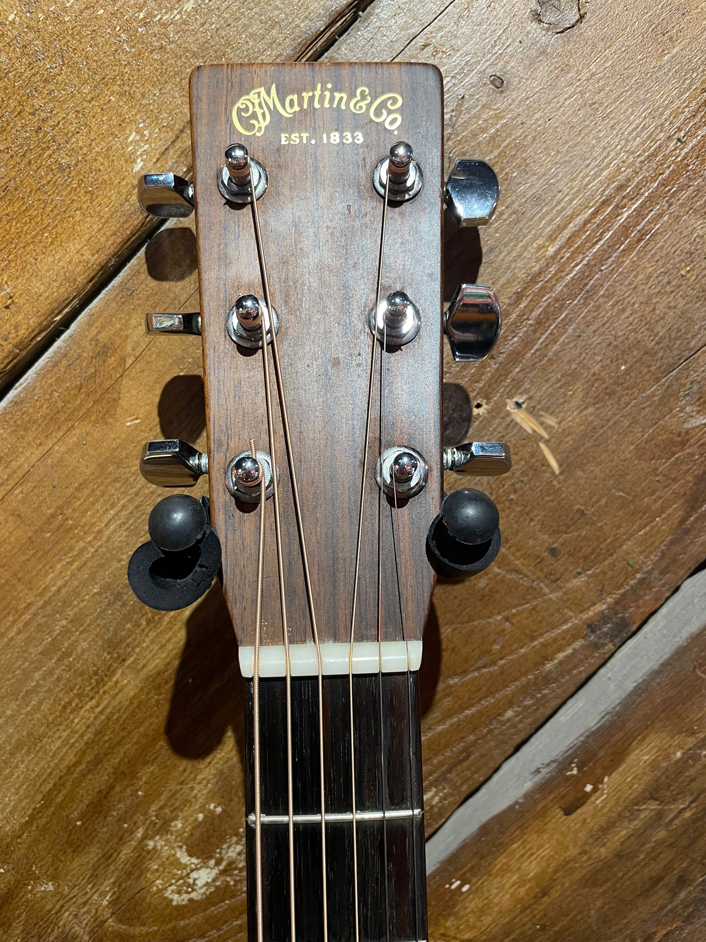 S/H 1997 Martin D-28 Dreadnought Acoustic Guitar, Natural