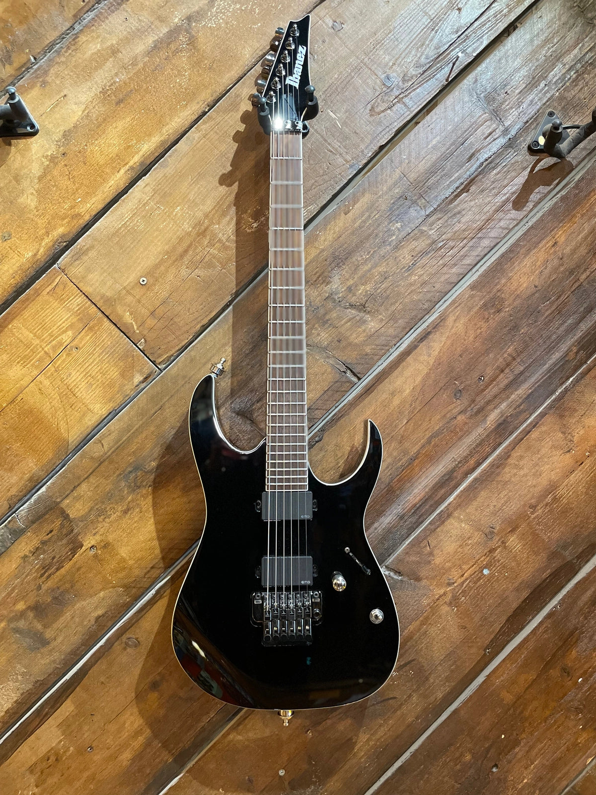 S/H Ibanez RGIR20E-BK Iron Label, Gloss Black