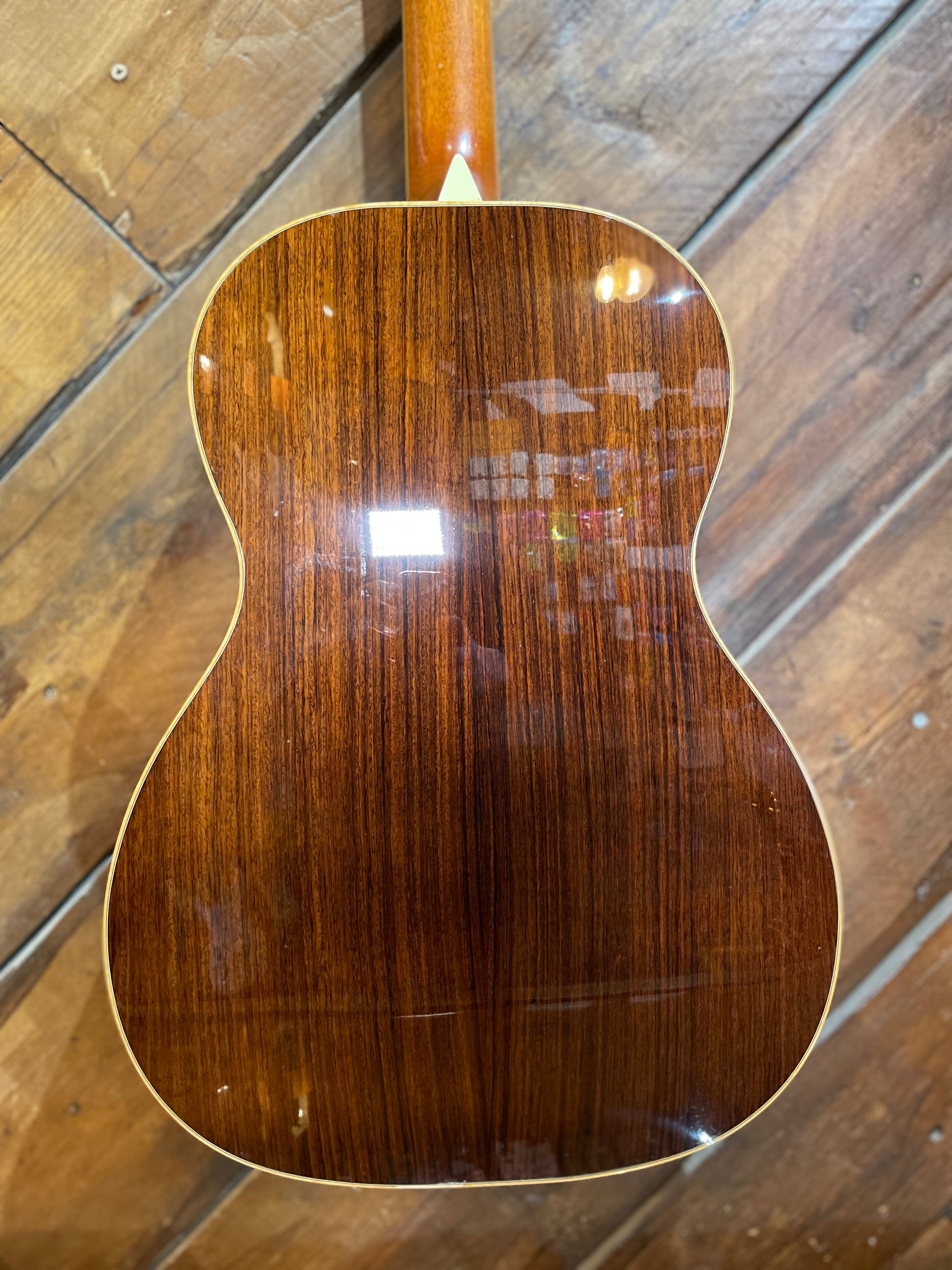 S/H 2004 Larrivée OOO-60 Acoustic Guitar