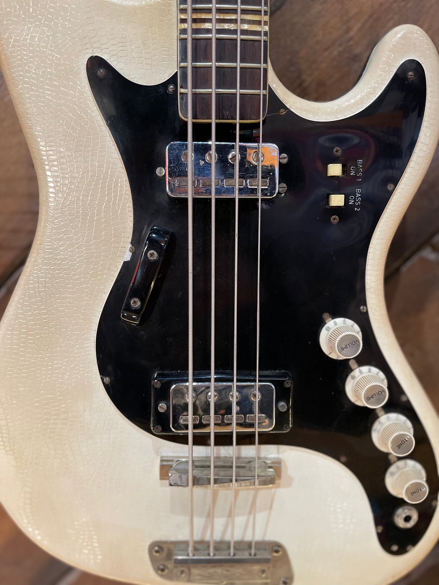 S/H 1965 Hofner 185 Artist Bass, White Crocodile