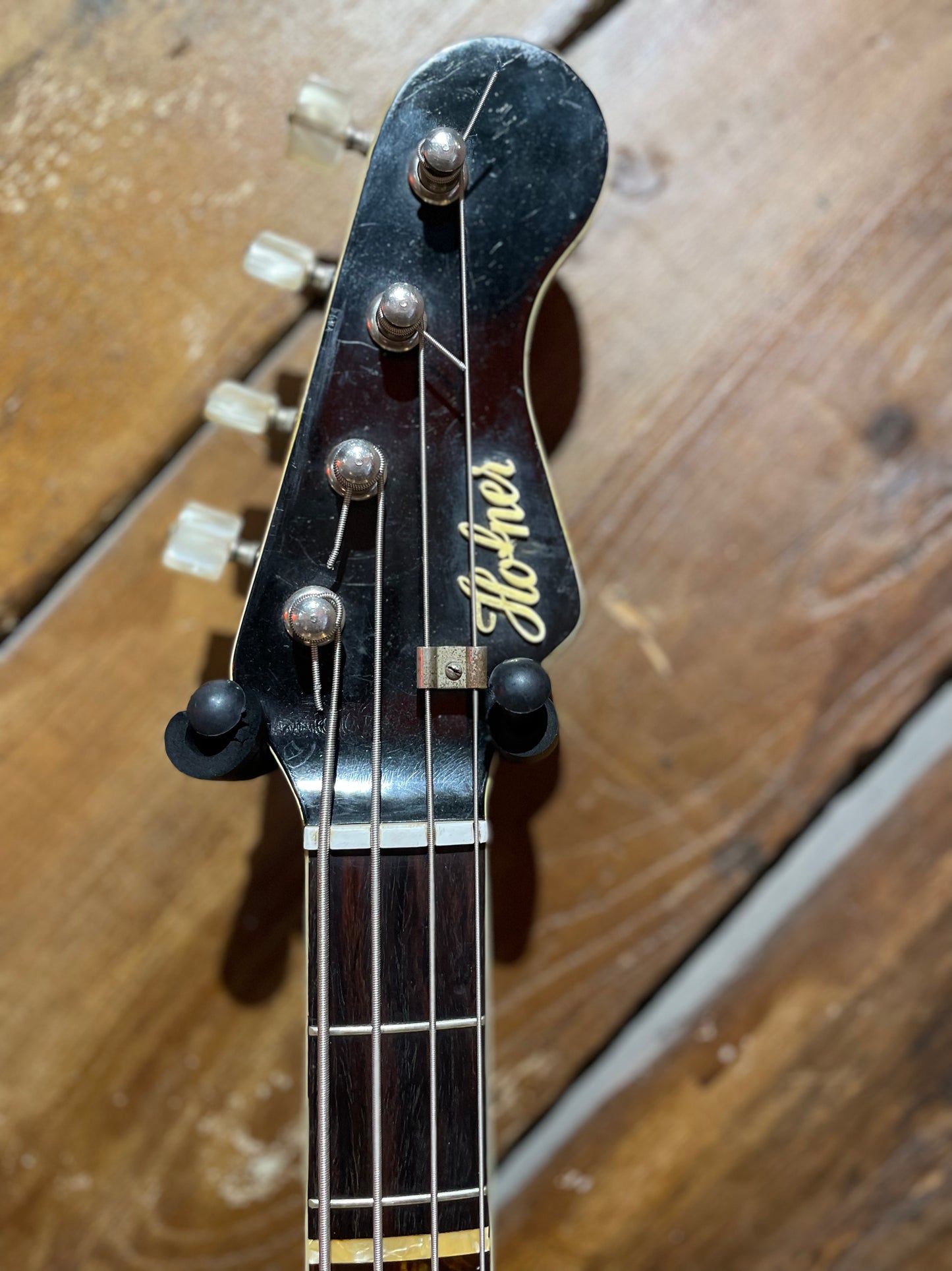 S/H 1965 Hofner 185 Artist Bass, White Crocodile
