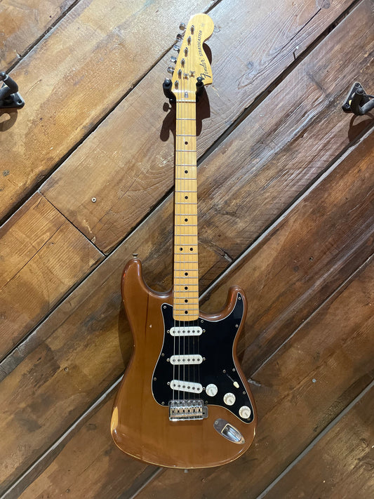 S/H 1975 Fender Stratocaster, Mocha