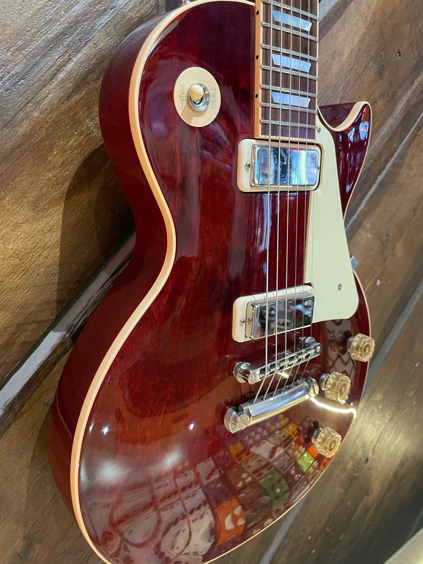 S/H 2015 Gibson Les Paul 100th Anniversary Deluxe, Wine Red