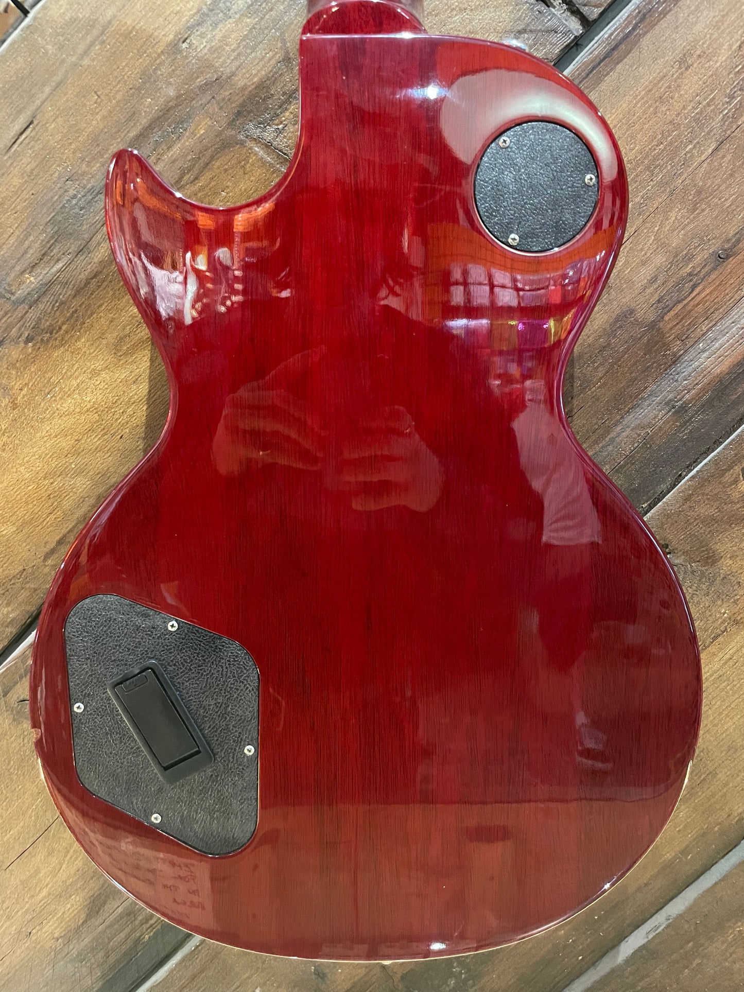 S/H 2015 Gibson Les Paul 100th Anniversary Deluxe, Wine Red