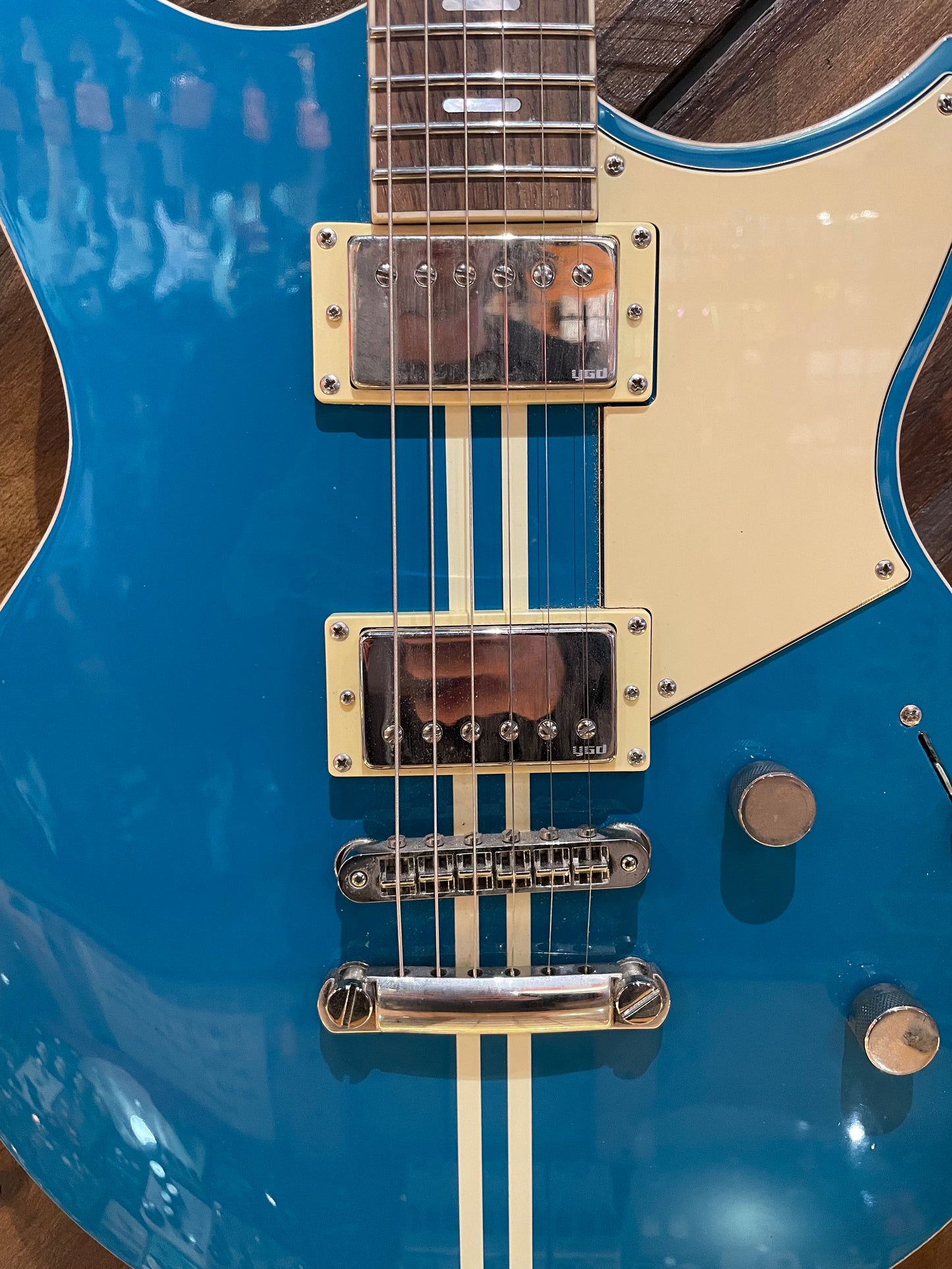 S/H Yamaha Revstar RSS20 Solid Body Electric Guitar, Swift Blue