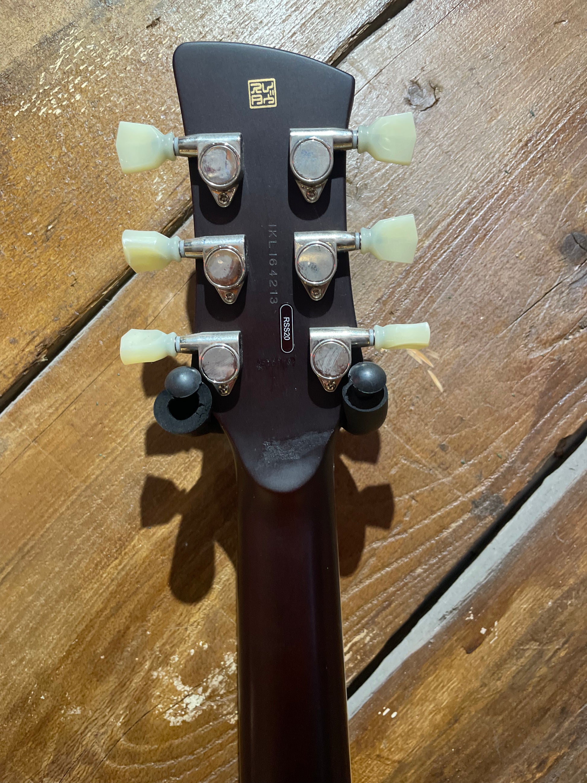 S/H Yamaha Revstar RSS20 Solid Body Electric Guitar, Swift Blue