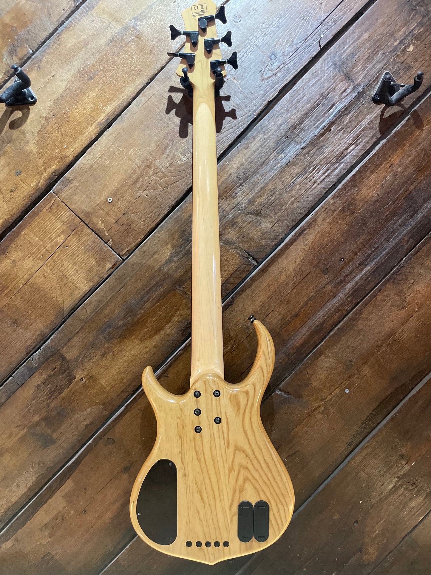 S/H Sire Marcus Miller Signature M7 V 5-String Electric Bass, Natural