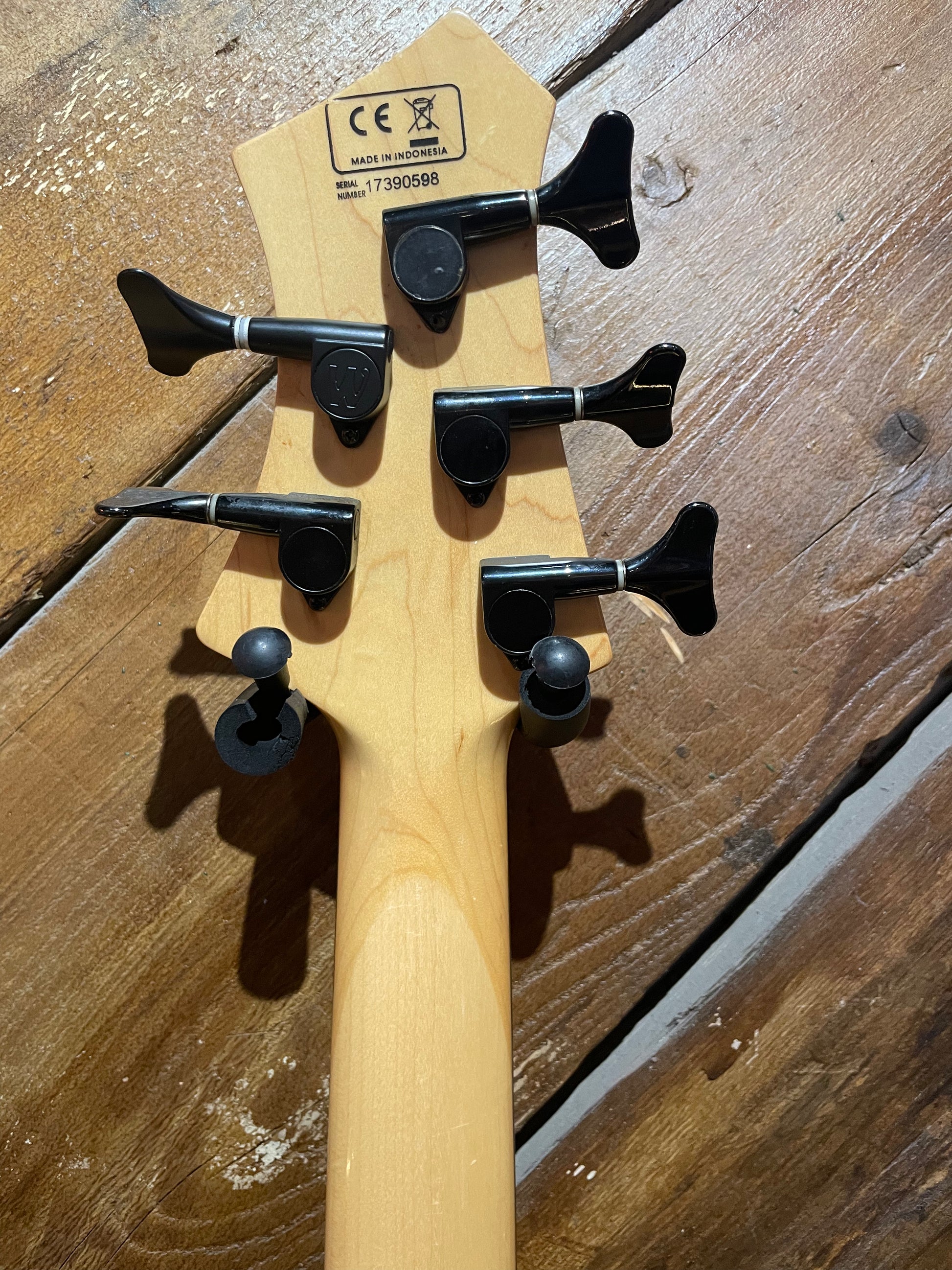 S/H Sire Marcus Miller Signature M7 V 5-String Electric Bass, Natural