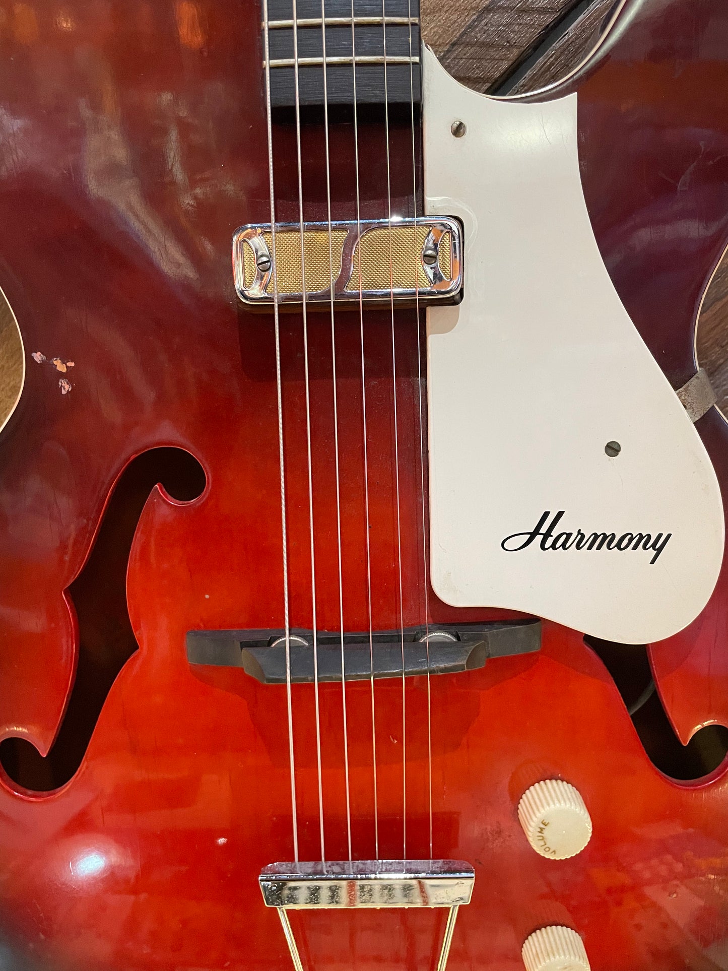 S/H 1960s Harmony H53 Rocket, Red Burst