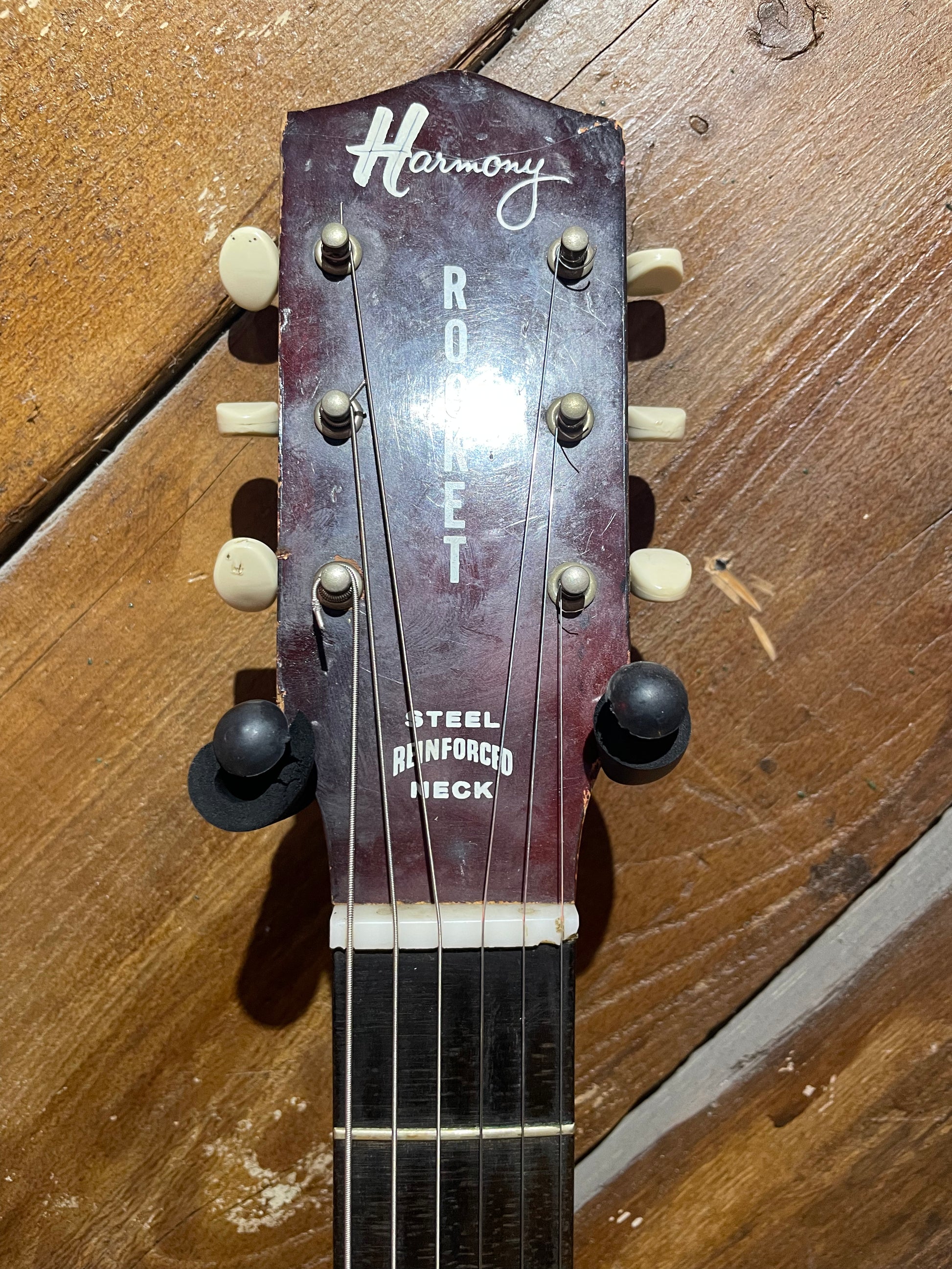 S/H 1960s Harmony H53 Rocket, Red Burst