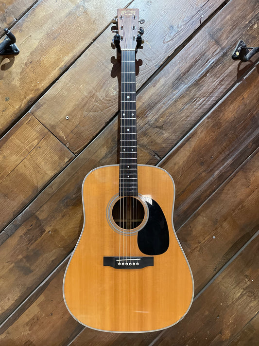 S/H 2011 Martin D-28 Dreadnought Acoustic Guitar with K&K Pure Mini Pickup, Natural