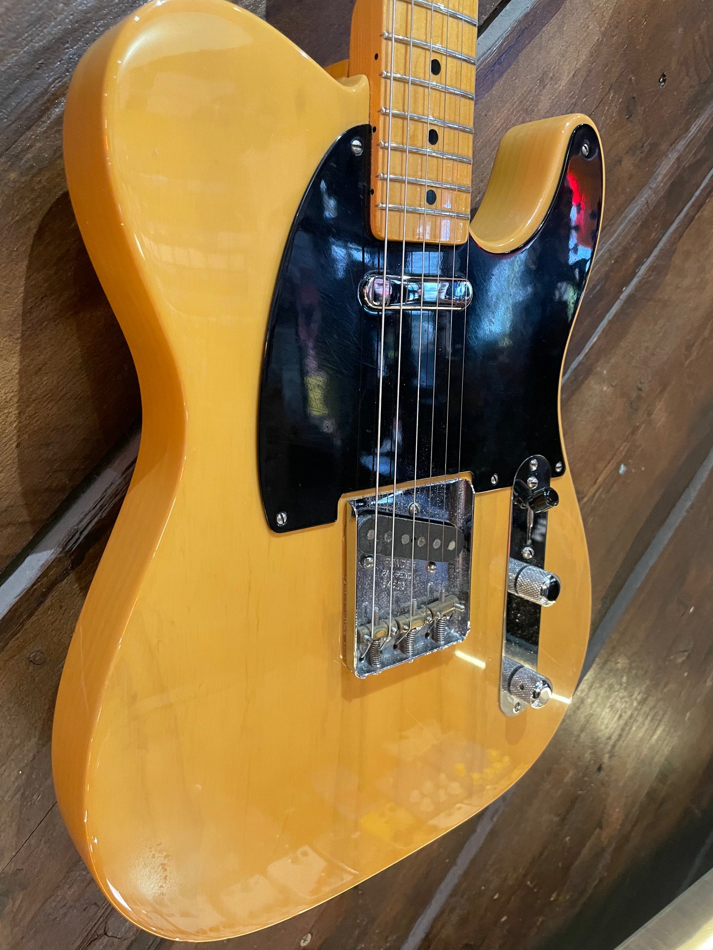 S/H 2006 Fender AVRI '52 Telecaster, Butterscotch Blonde