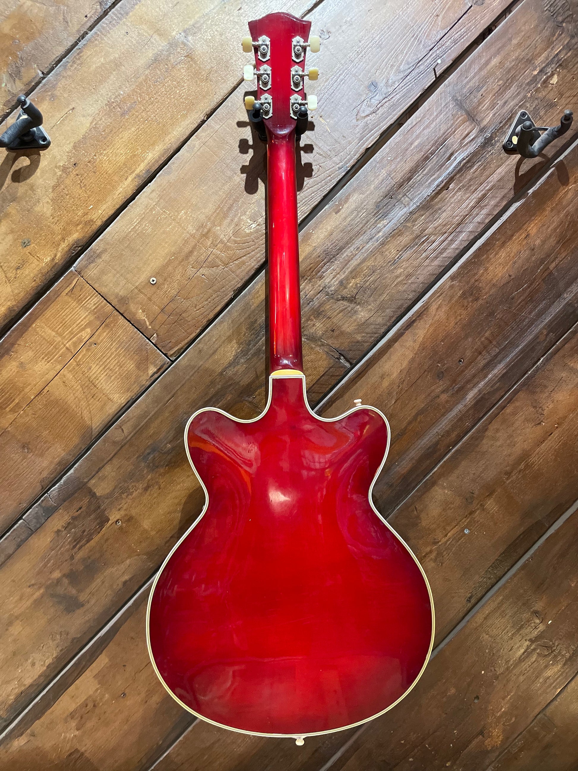 S/H 1960s Hofner Verythin Hollow-Body Electric Guitar, Cherry Red