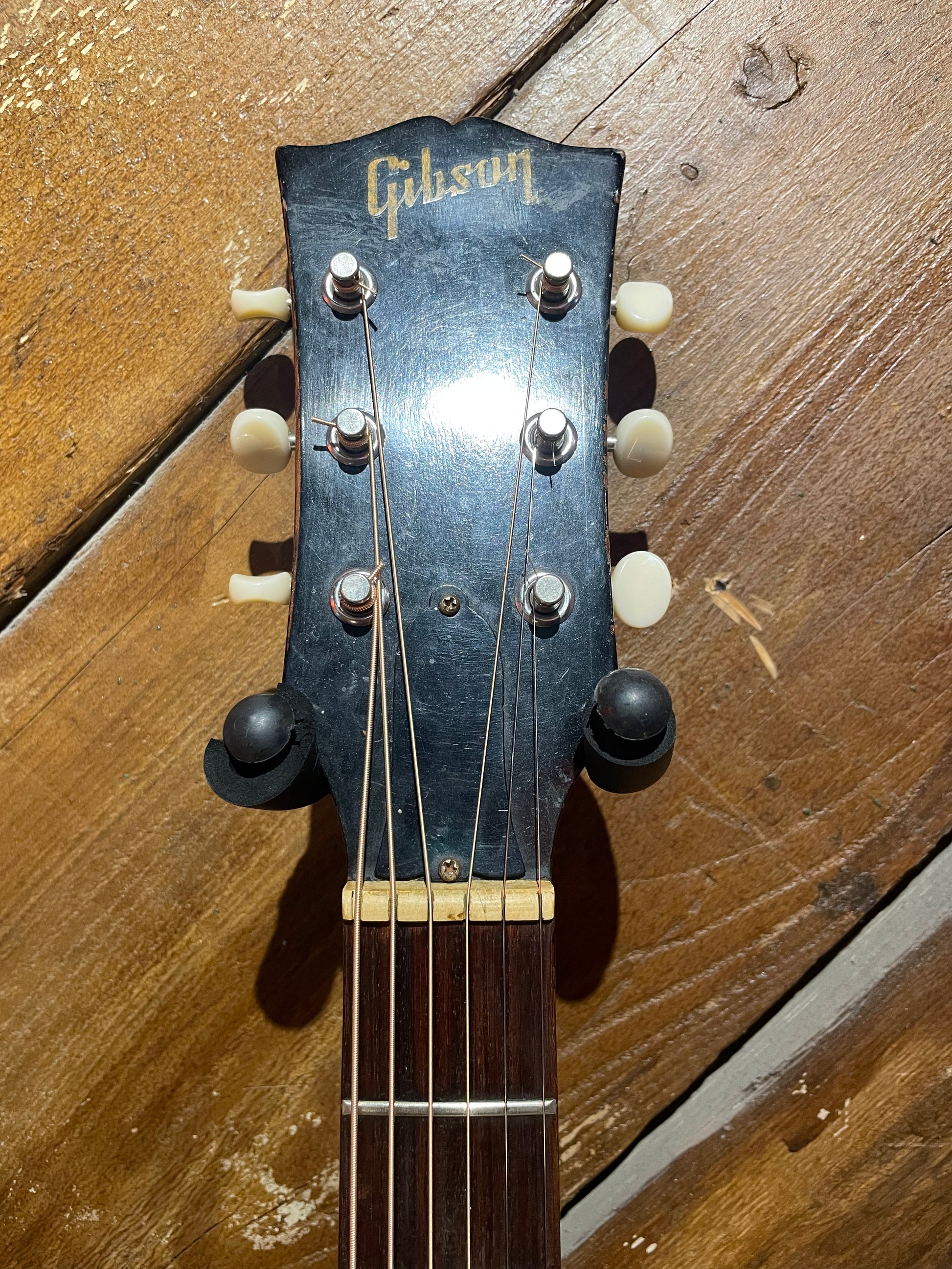 S/H 1966 Gibson LG-1 Acoustic Guitar, Sunburst