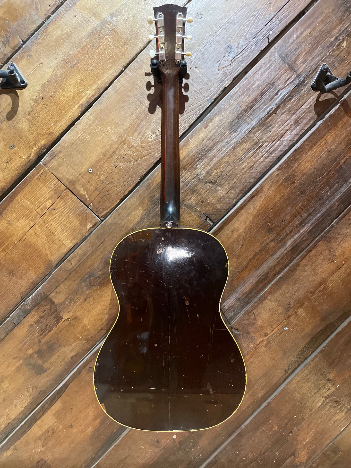 S/H 1966 Gibson LG-1 Acoustic Guitar, Sunburst