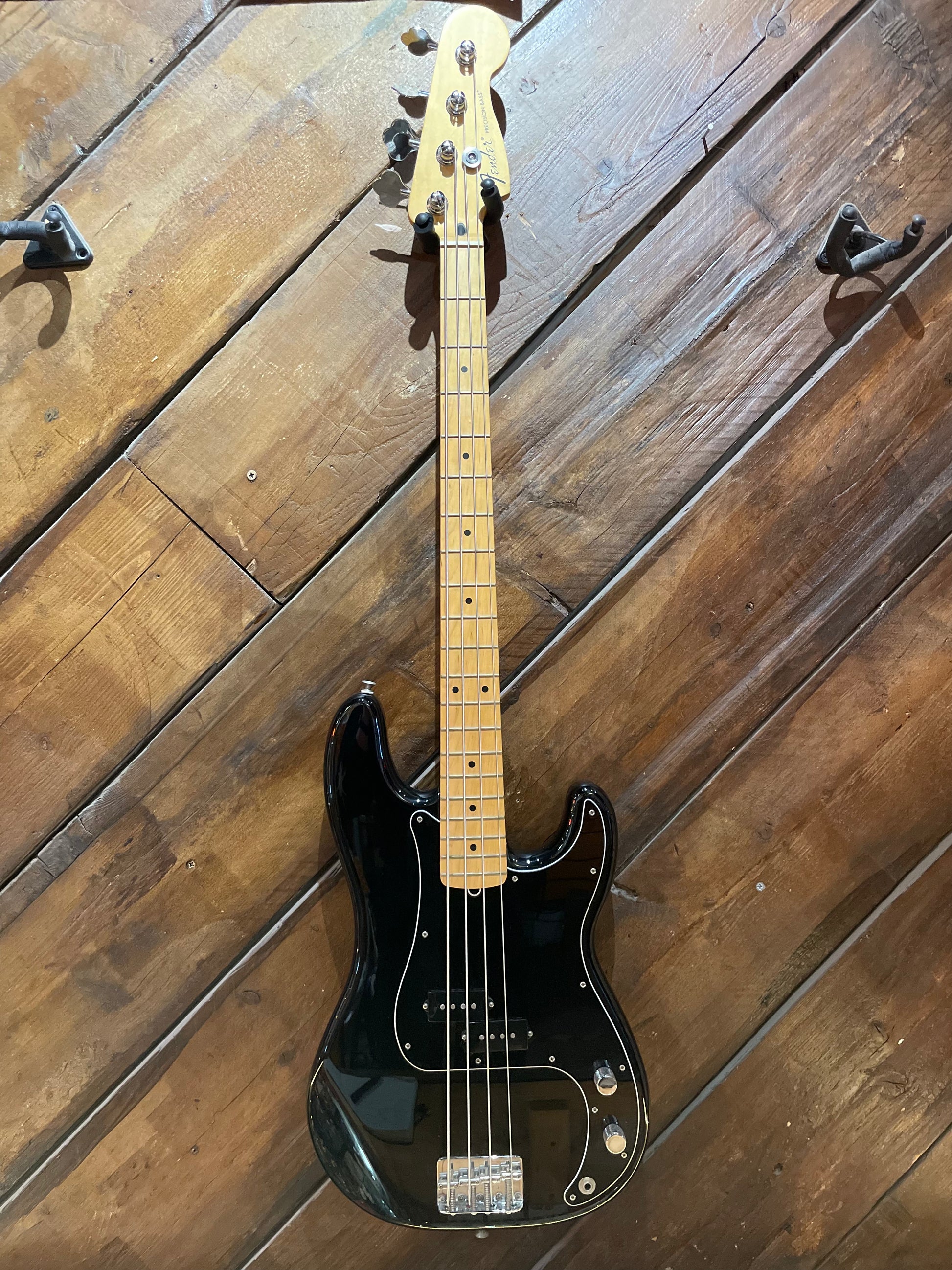S/H 2009 Fender Mexican Standard Precision Bass, Black