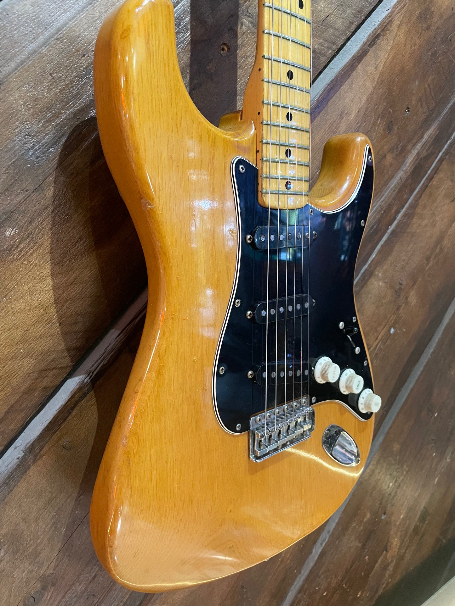 S/H 1977 Fender Stratocaster, Natural