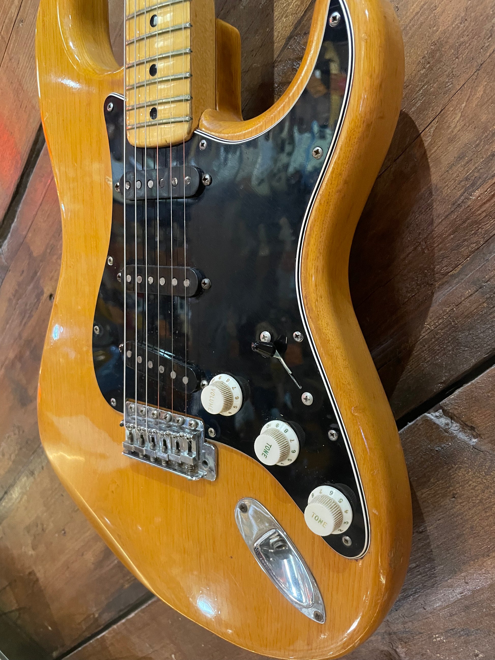 S/H 1977 Fender Stratocaster, Natural