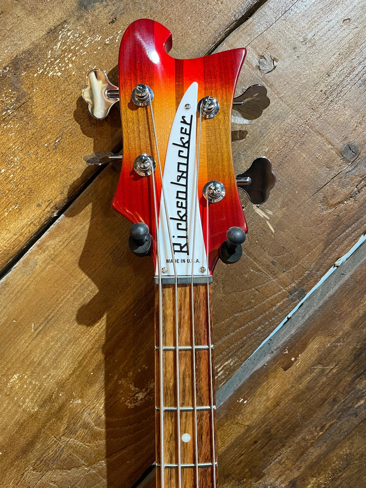 Rickenbacker 4003S, Fireglo NEW
