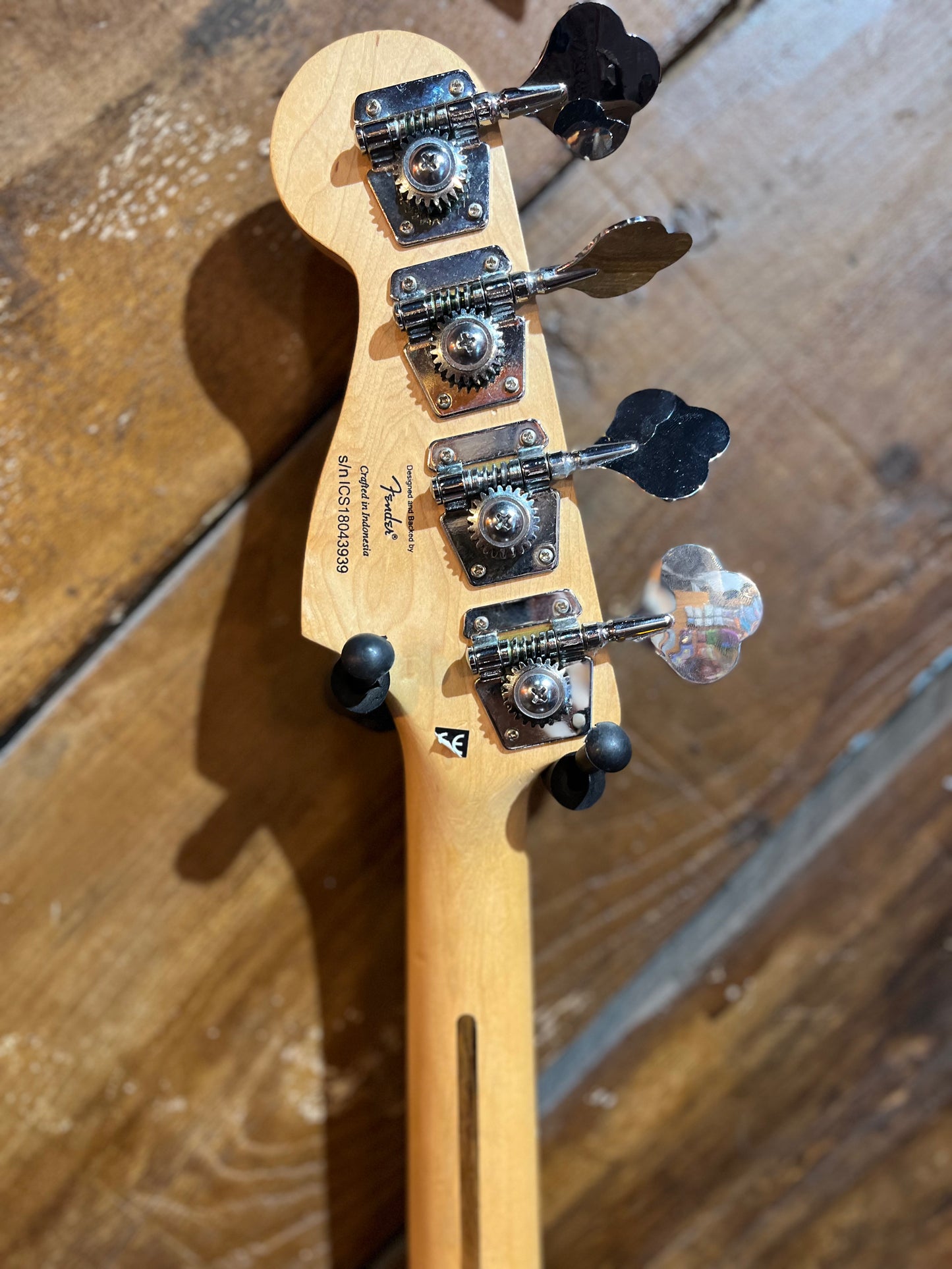 S/H Squier Vintage Modified Jaguar Short Scale Bass, Black