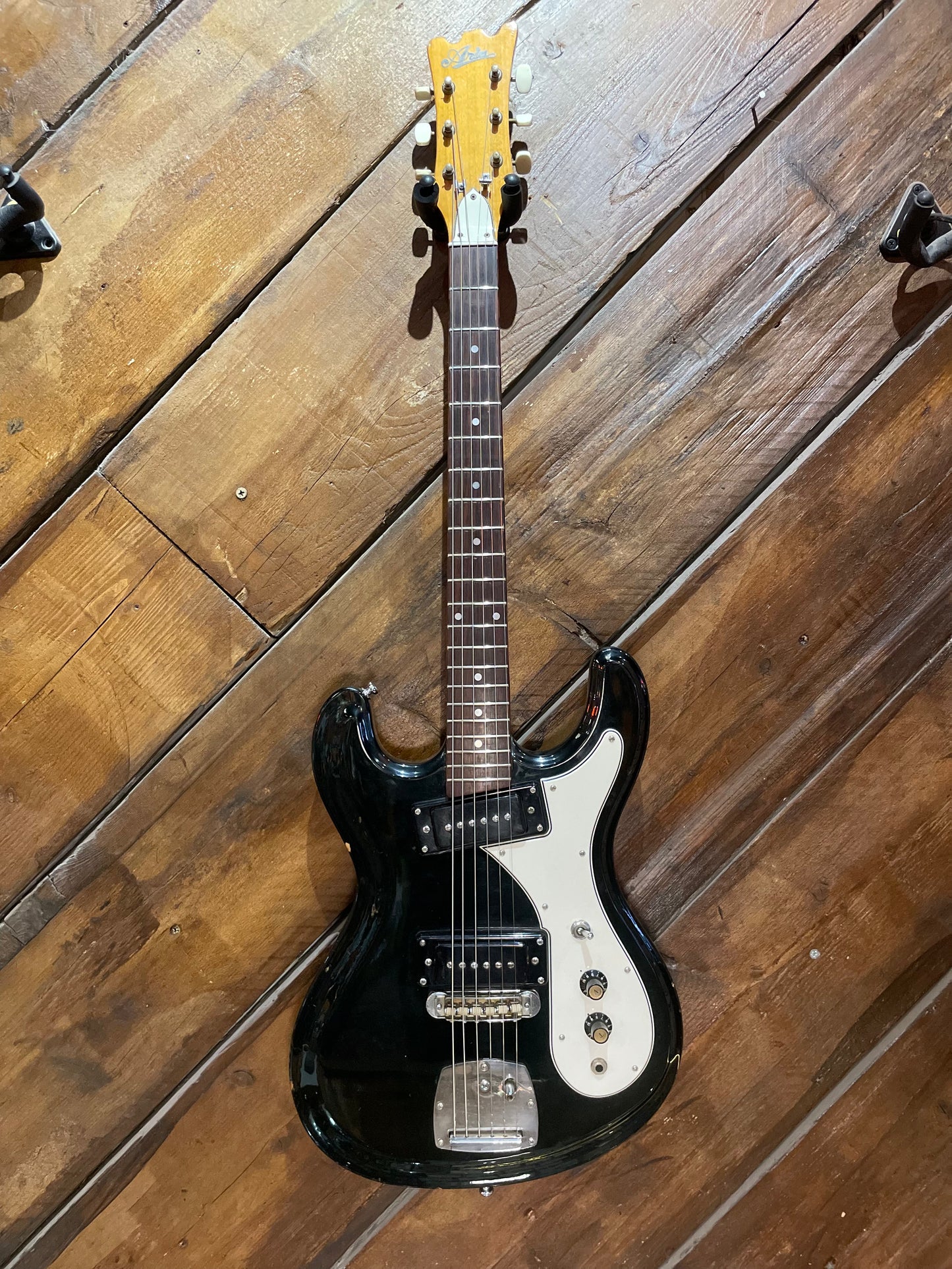 S/H 1970s Aria MIJ Model 1702T Solid Body Electric Guitar, Black