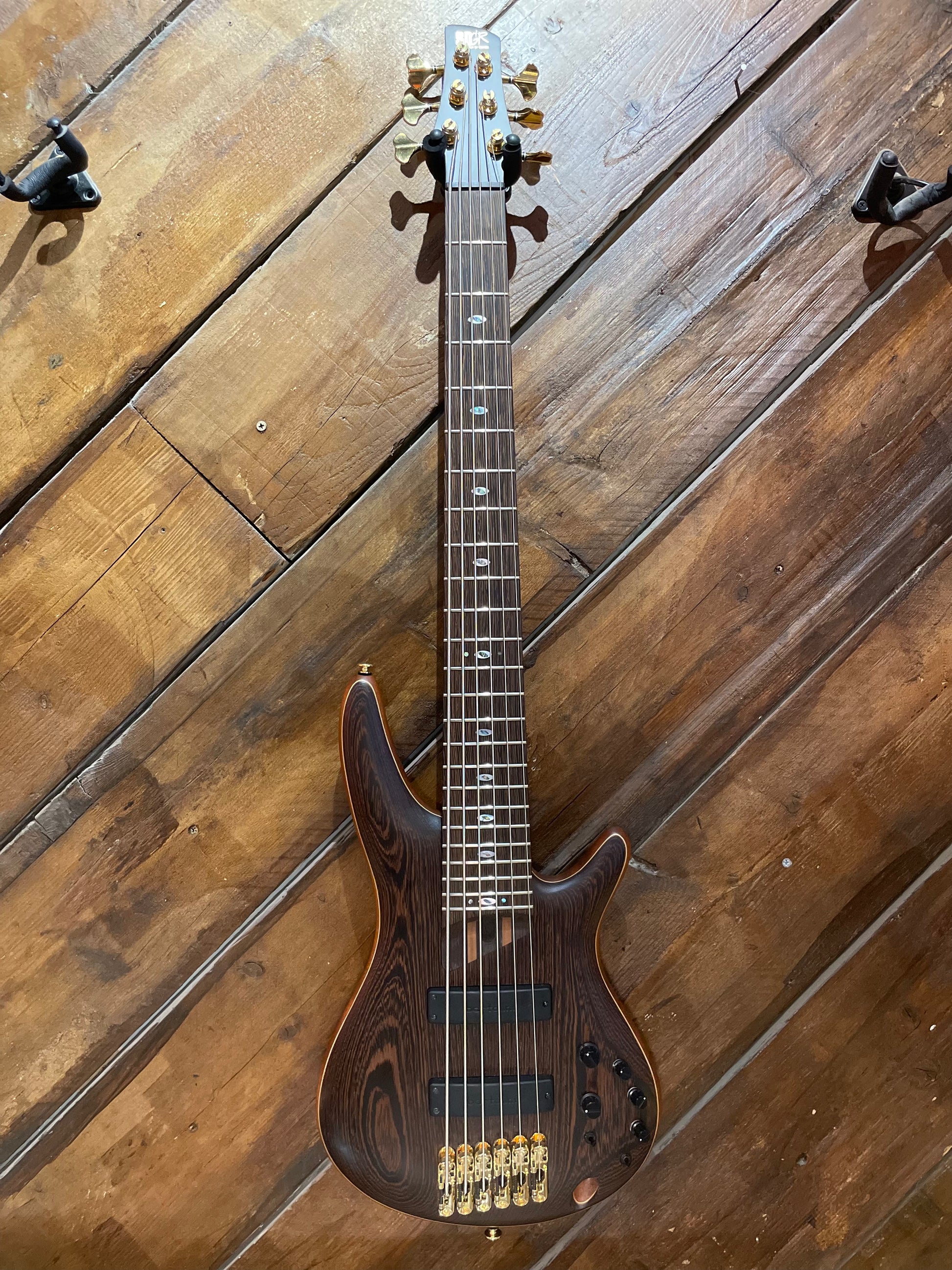 S/H 2023 Ibanez MIJ Prestige SR5006 6-String Electric Bass, Oil
