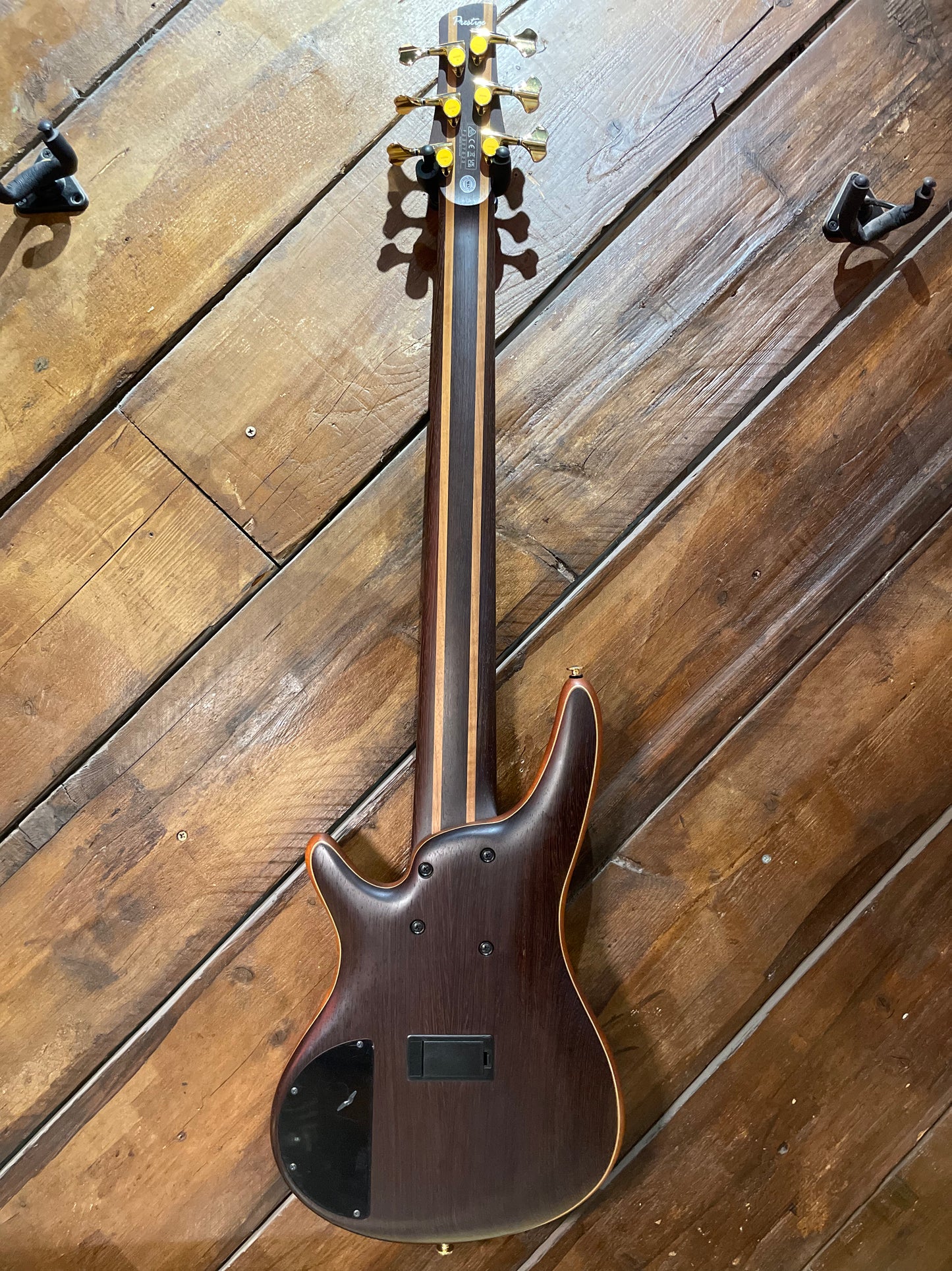 S/H 2023 Ibanez MIJ Prestige SR5006 6-String Electric Bass, Oil