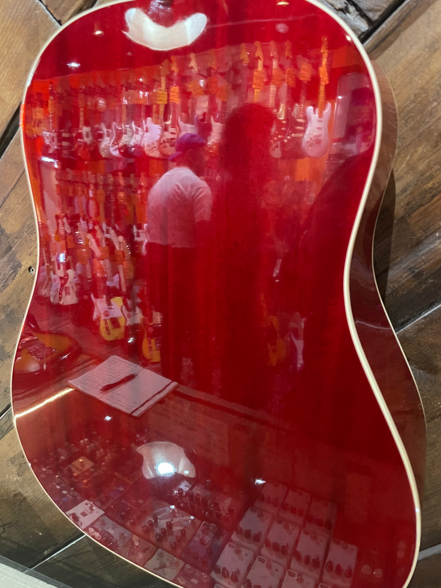 S/H 2024 Gibson J-45 Dreadnought Acoustic Guitar, Cherry