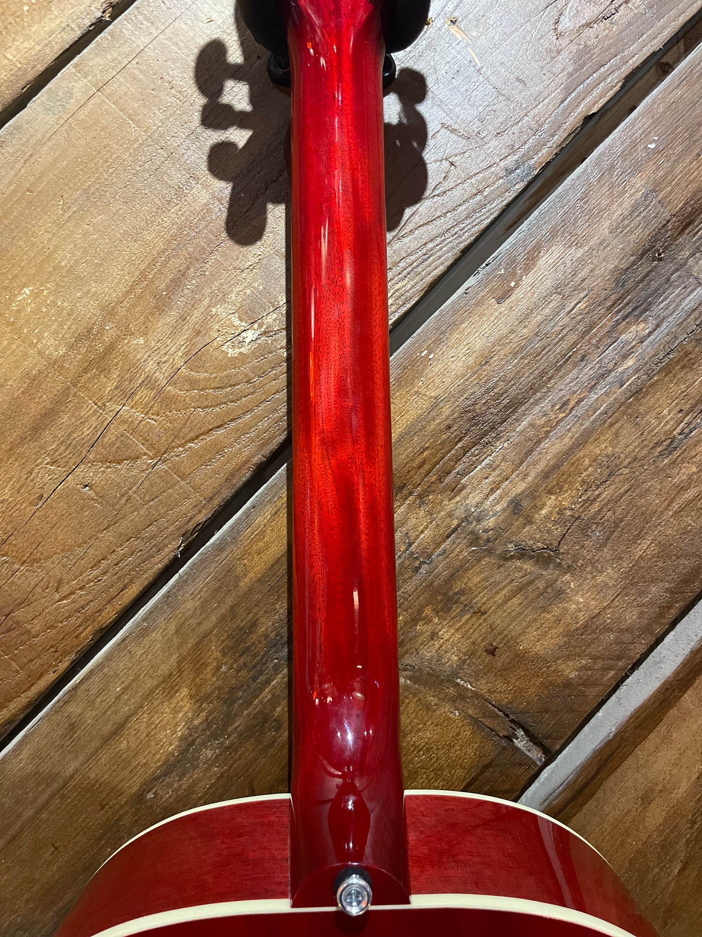 S/H 2024 Gibson J-45 Dreadnought Acoustic Guitar, Cherry