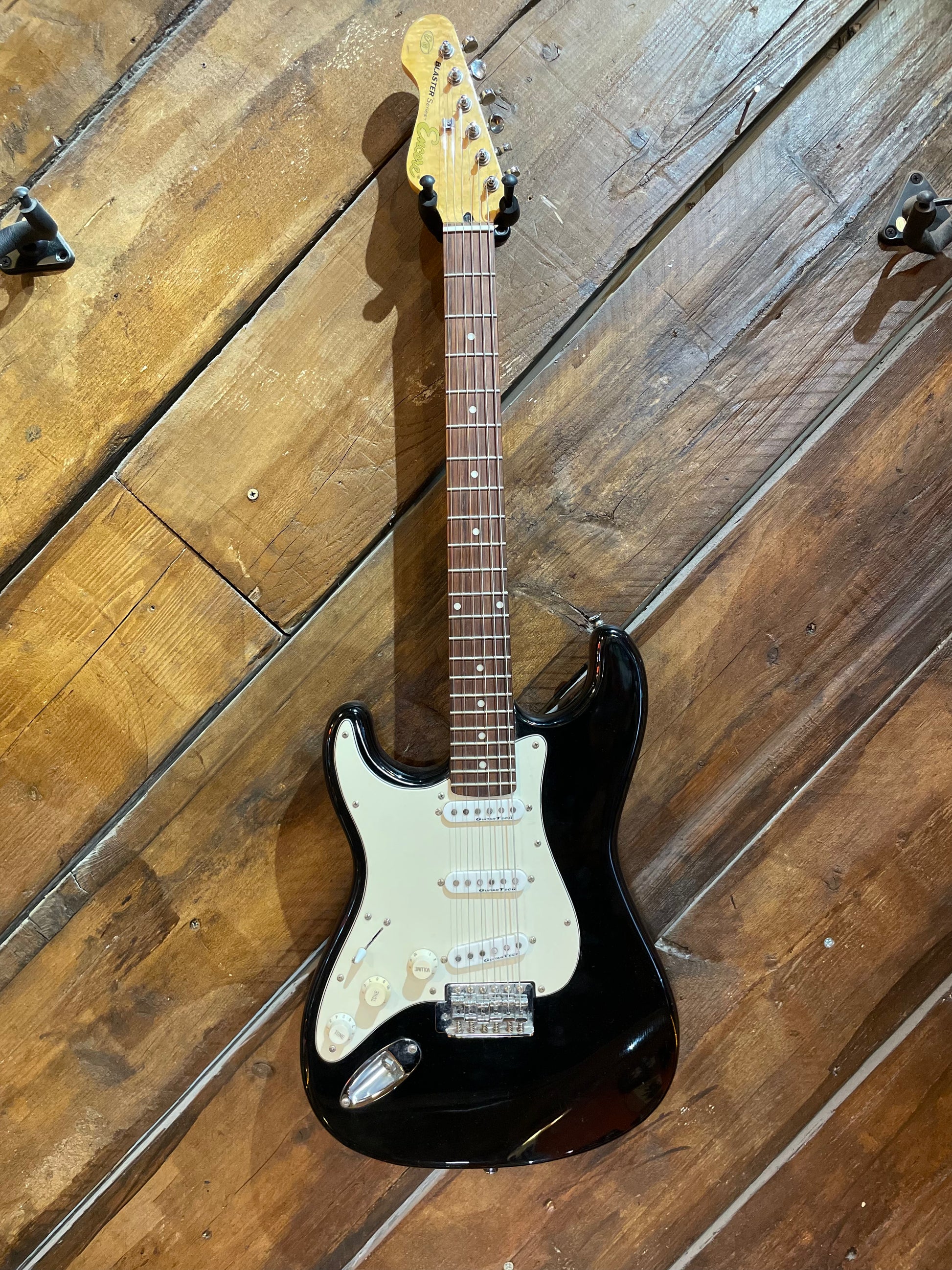 S/H Encore Stratocaster Replica Left-Handed, Black