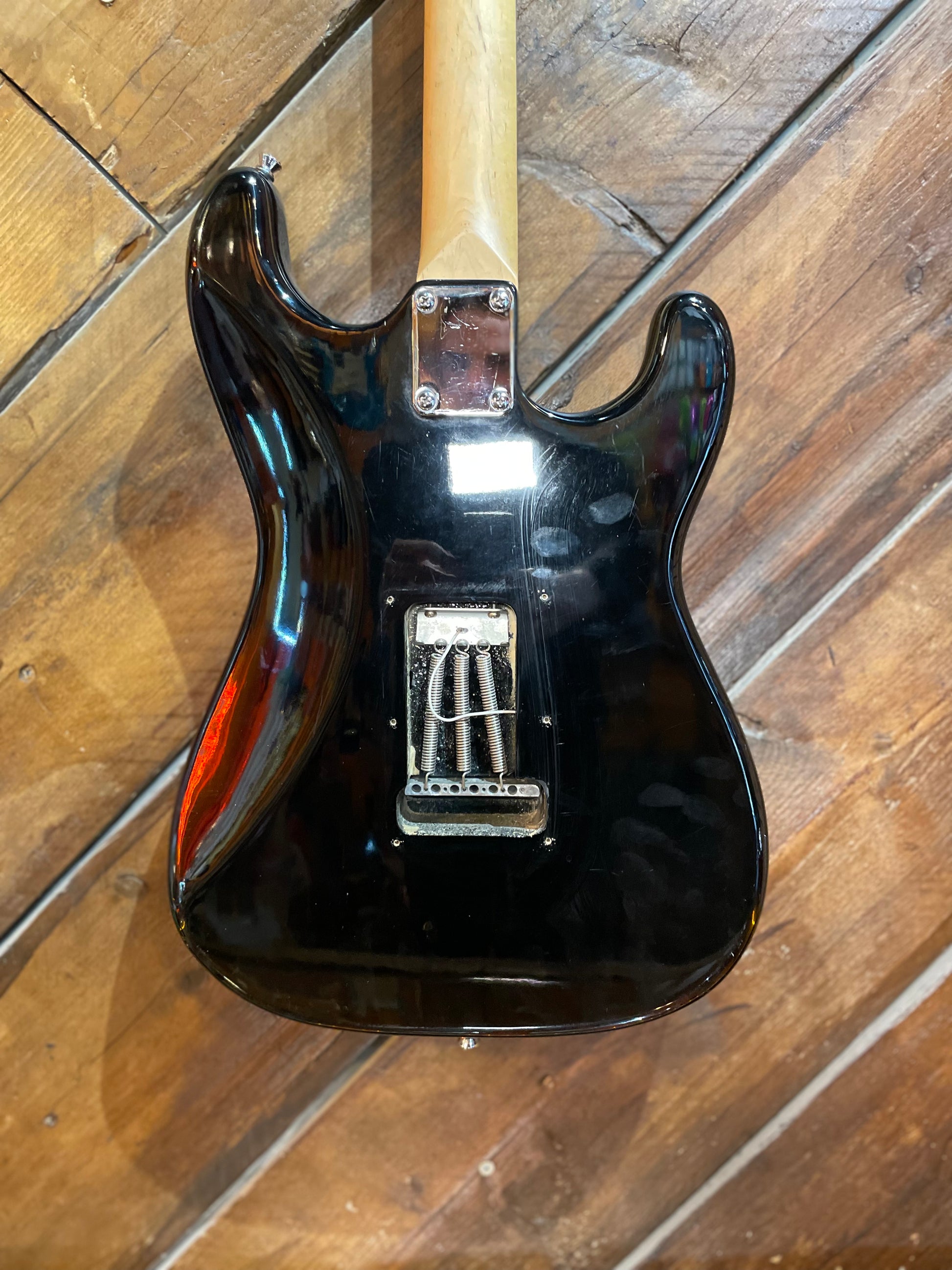 S/H Encore Stratocaster Replica Left-Handed, Black
