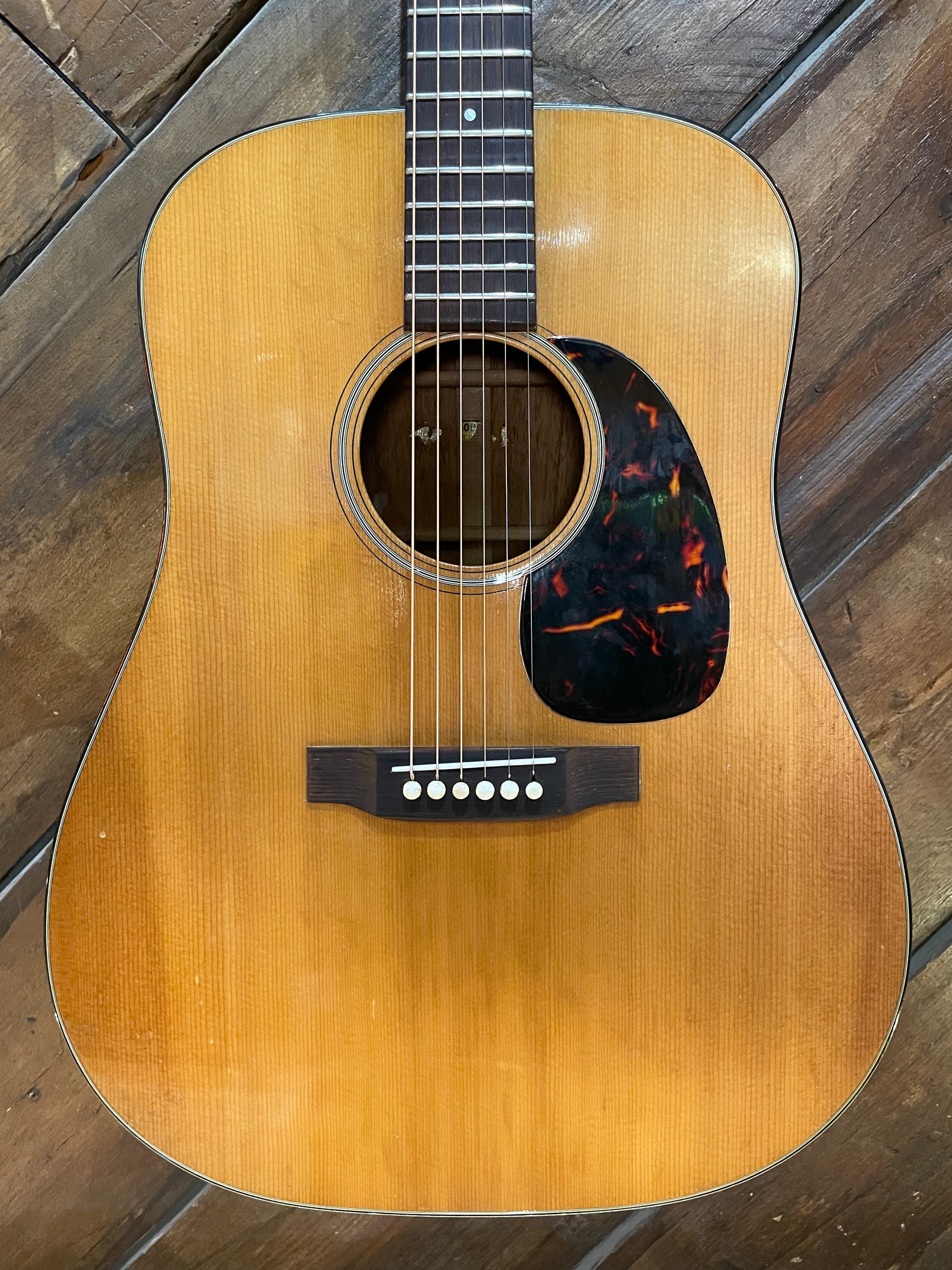 S/H 1966 Martin D-18 Dreadnought Acoustic Guitar, Natural