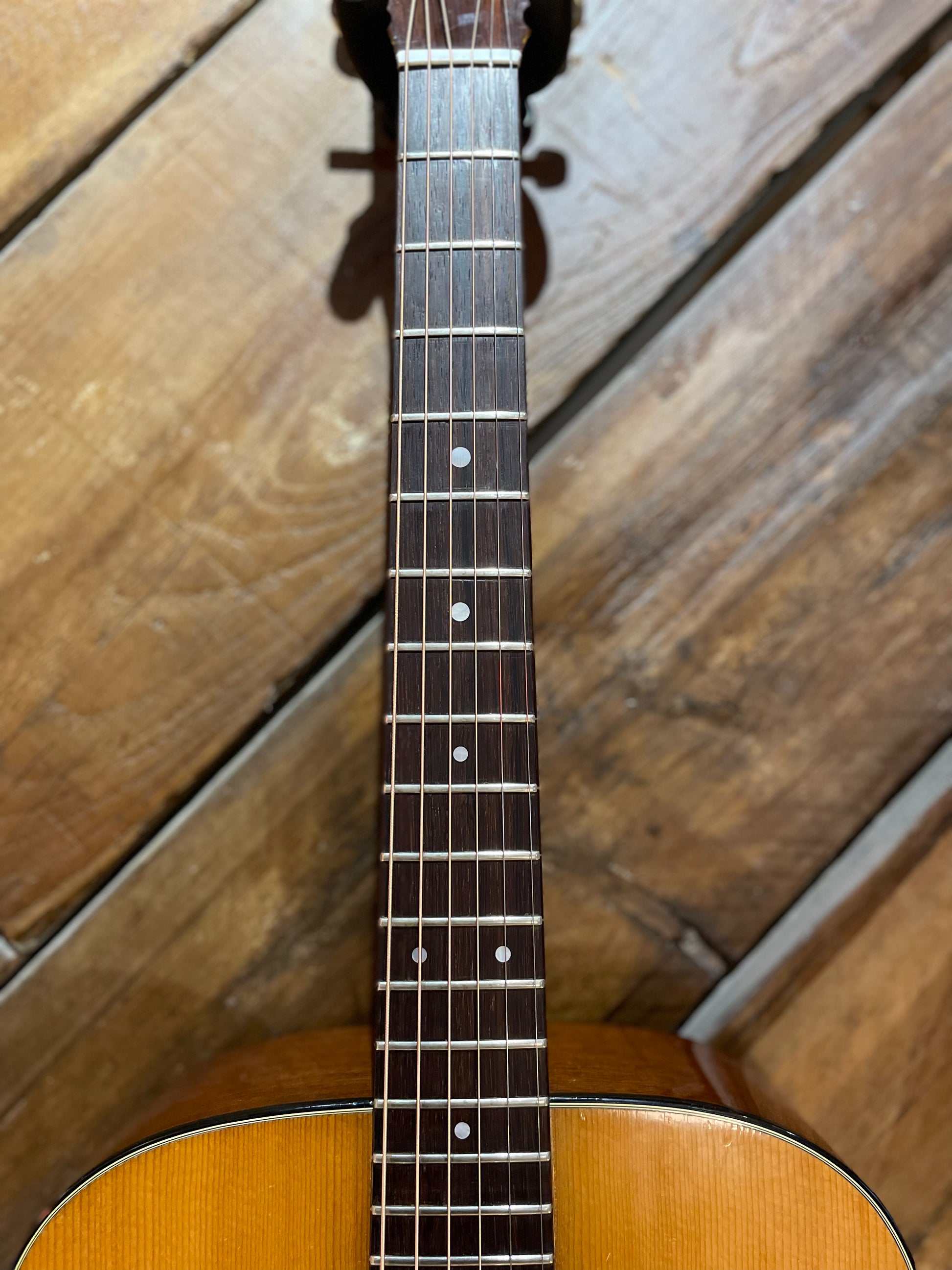 S/H 1966 Martin D-18 Dreadnought Acoustic Guitar, Natural