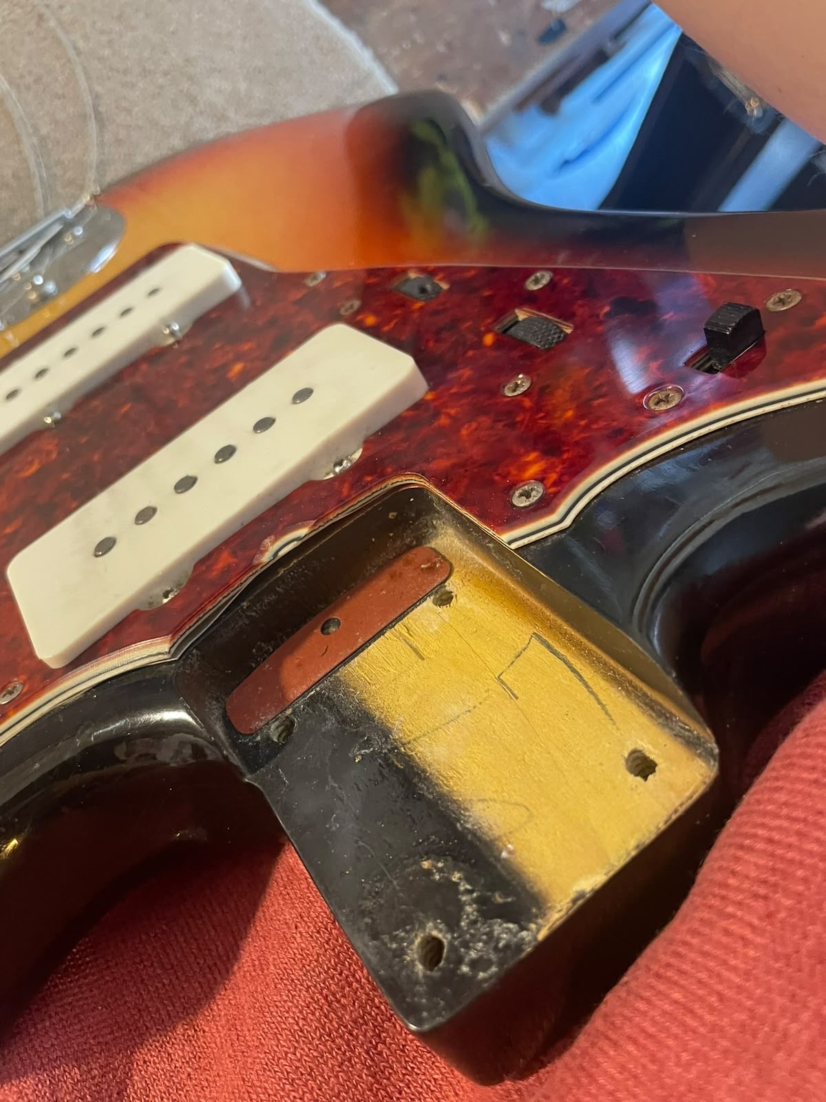 S/H 1965 Fender Jazzmaster, Three Tone Sunburst