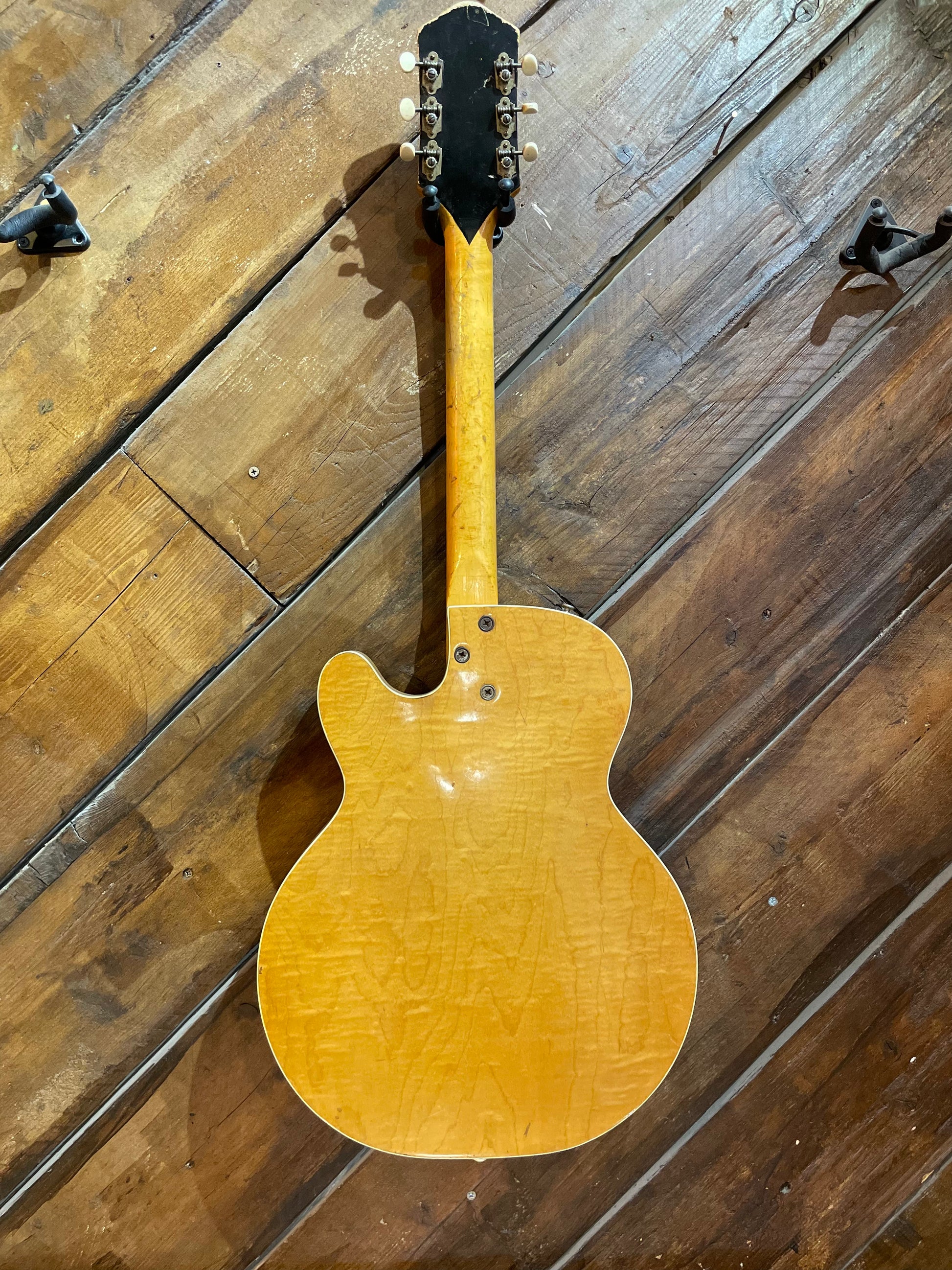 S/H 60s Harmony Meteore Archtop