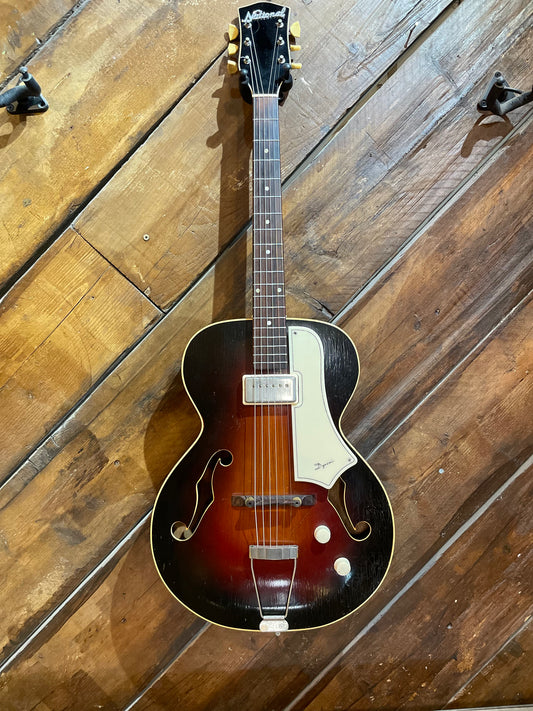 S/H 1956 National Dynamic Archtop