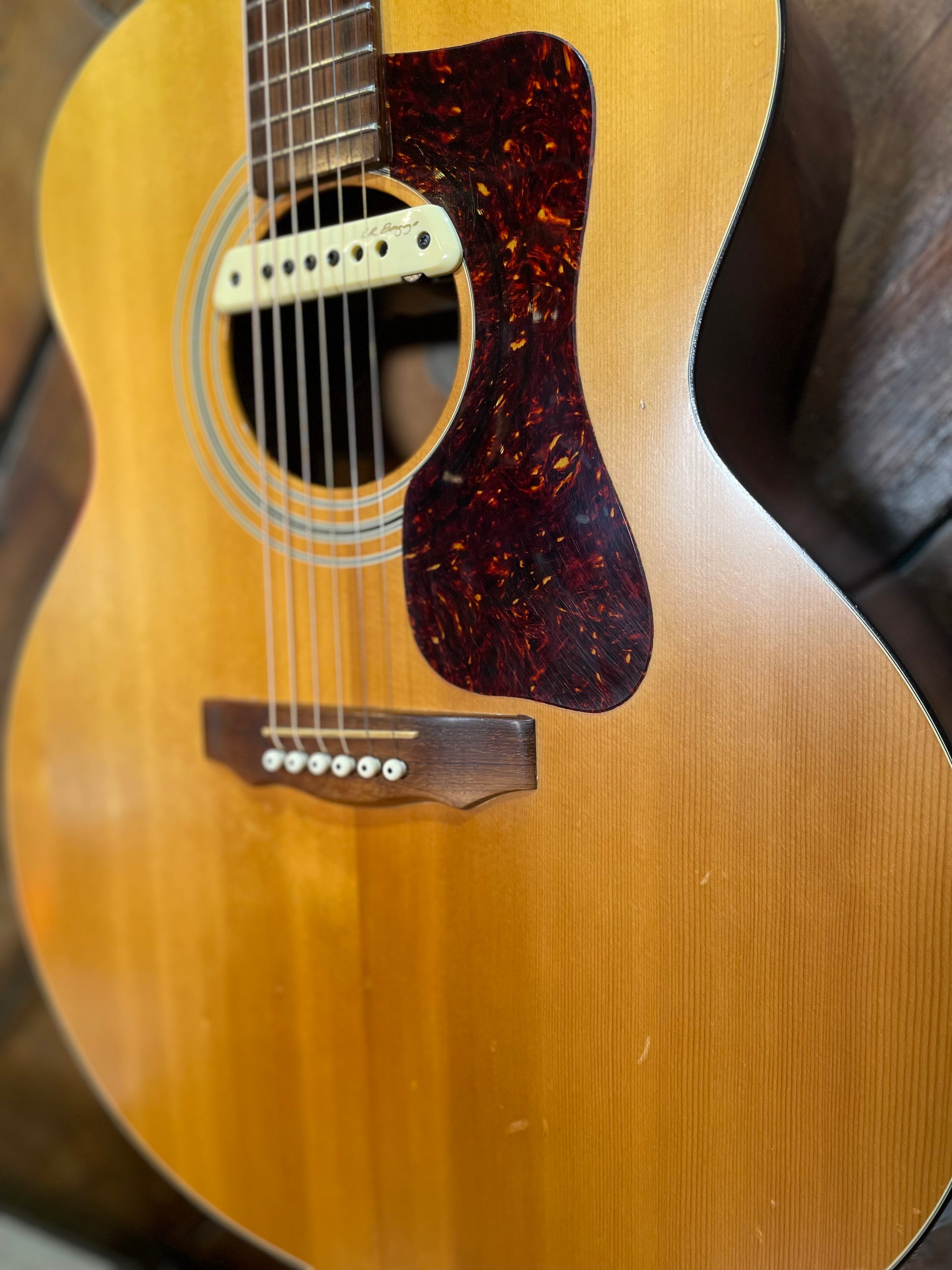 S/H 2001 Guild JF4 Jumbo Acoustic Guitar