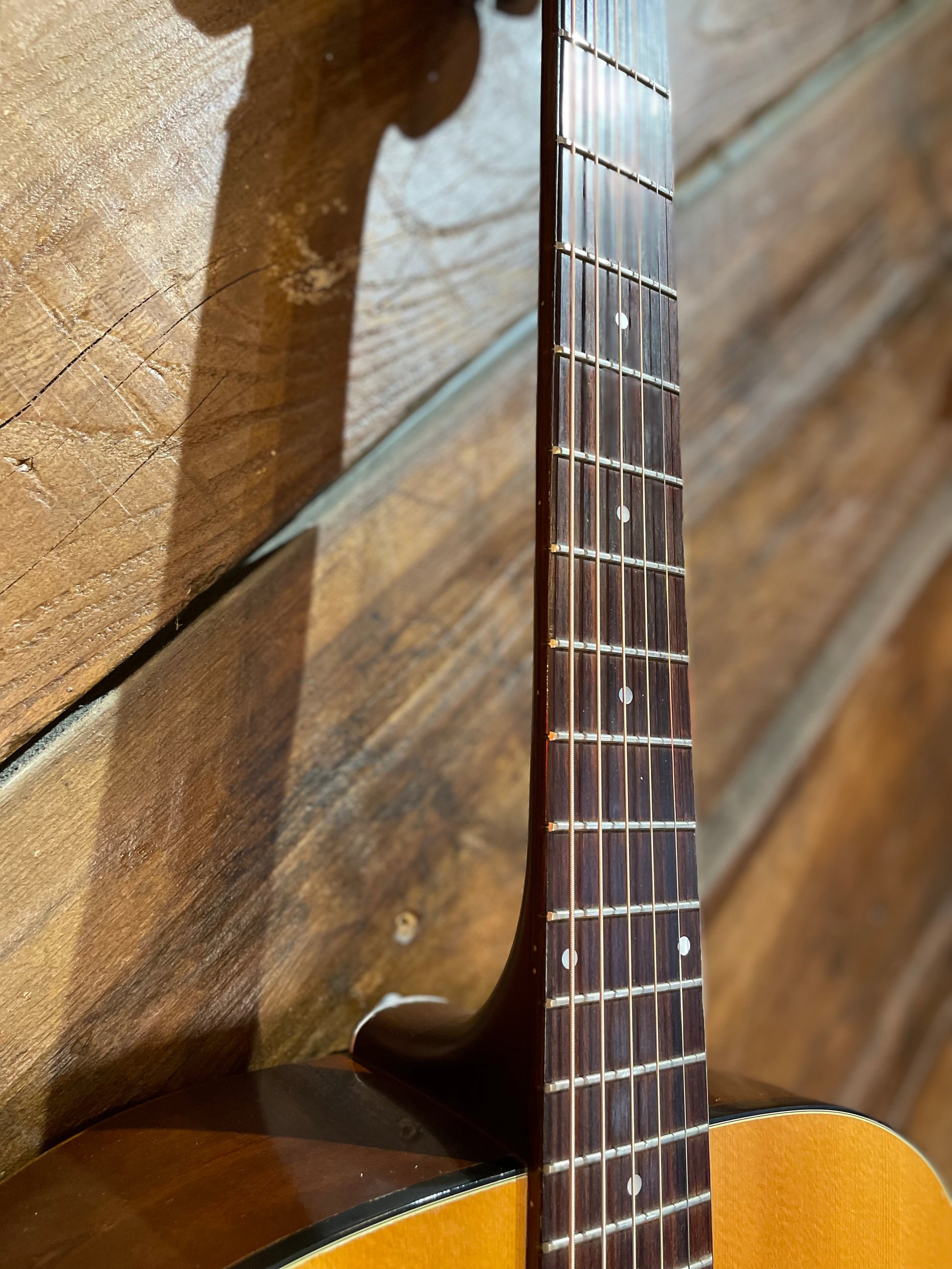 S/H 2001 Guild JF4 Jumbo Acoustic Guitar