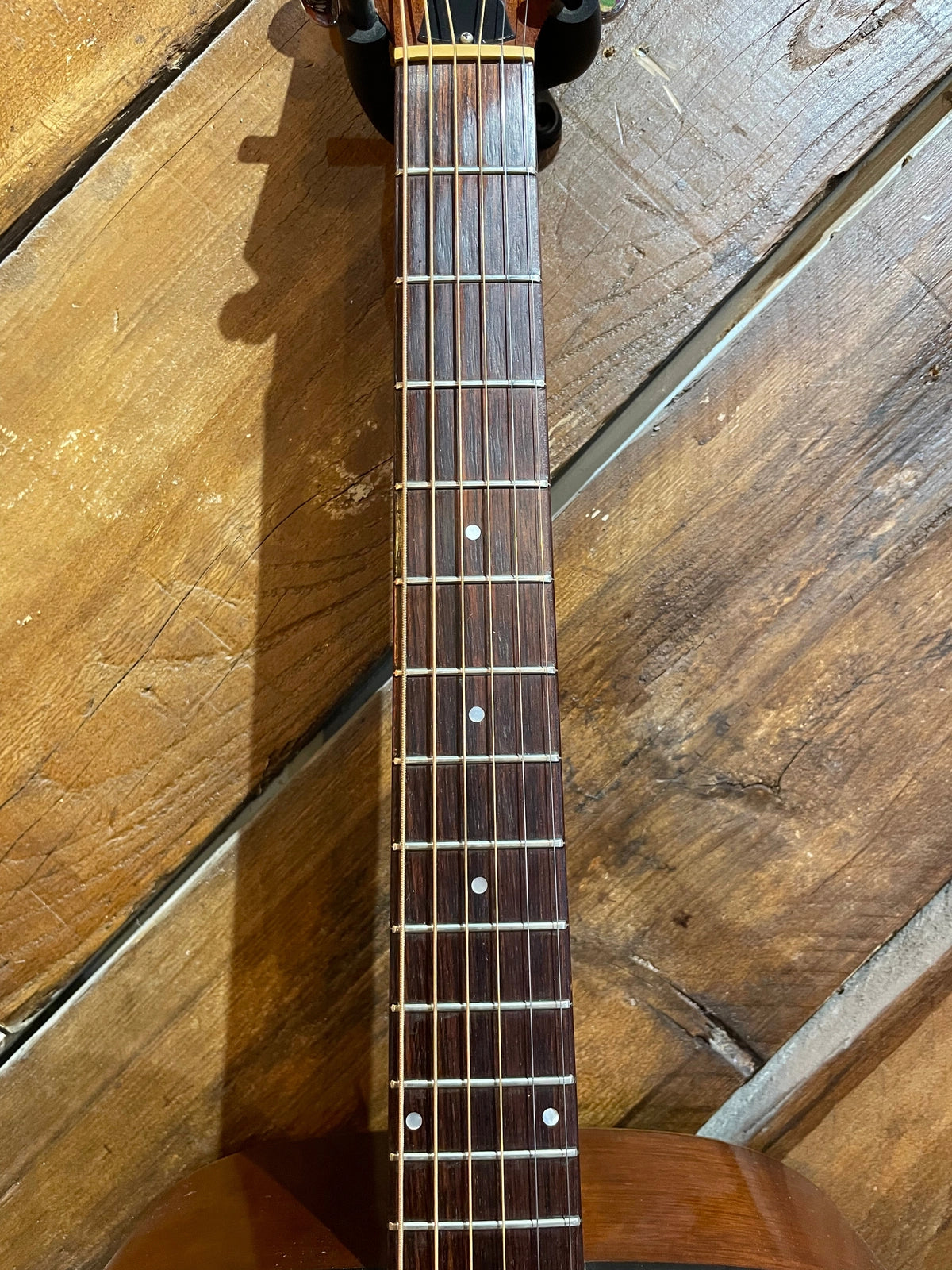 S/H 1994 Guild D4 Dreadnought Acoustic Guitar