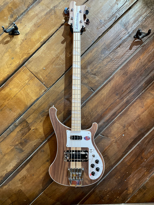 Rickenbacker 4003, Walnut