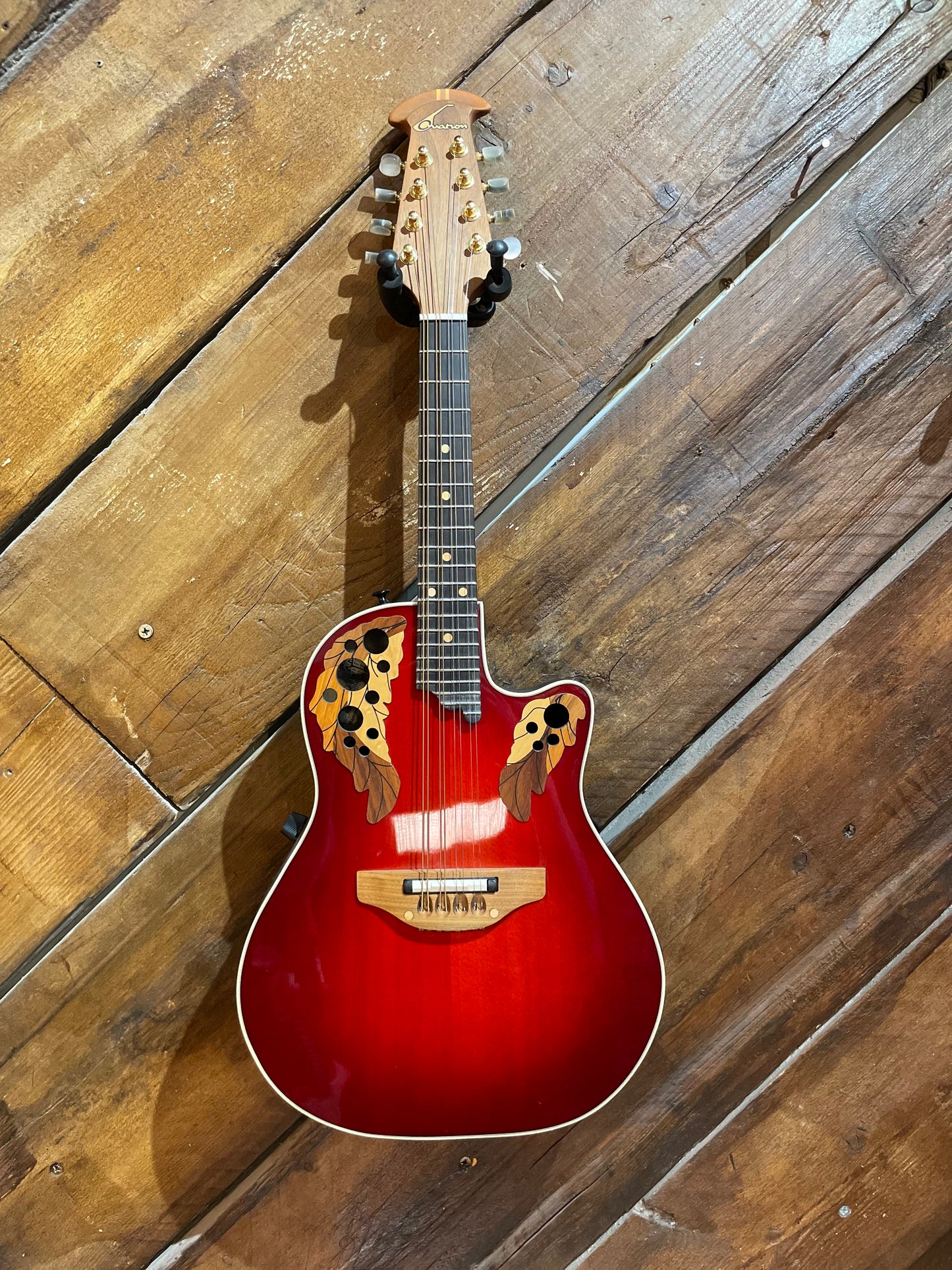 S/H Ovation Mandolin