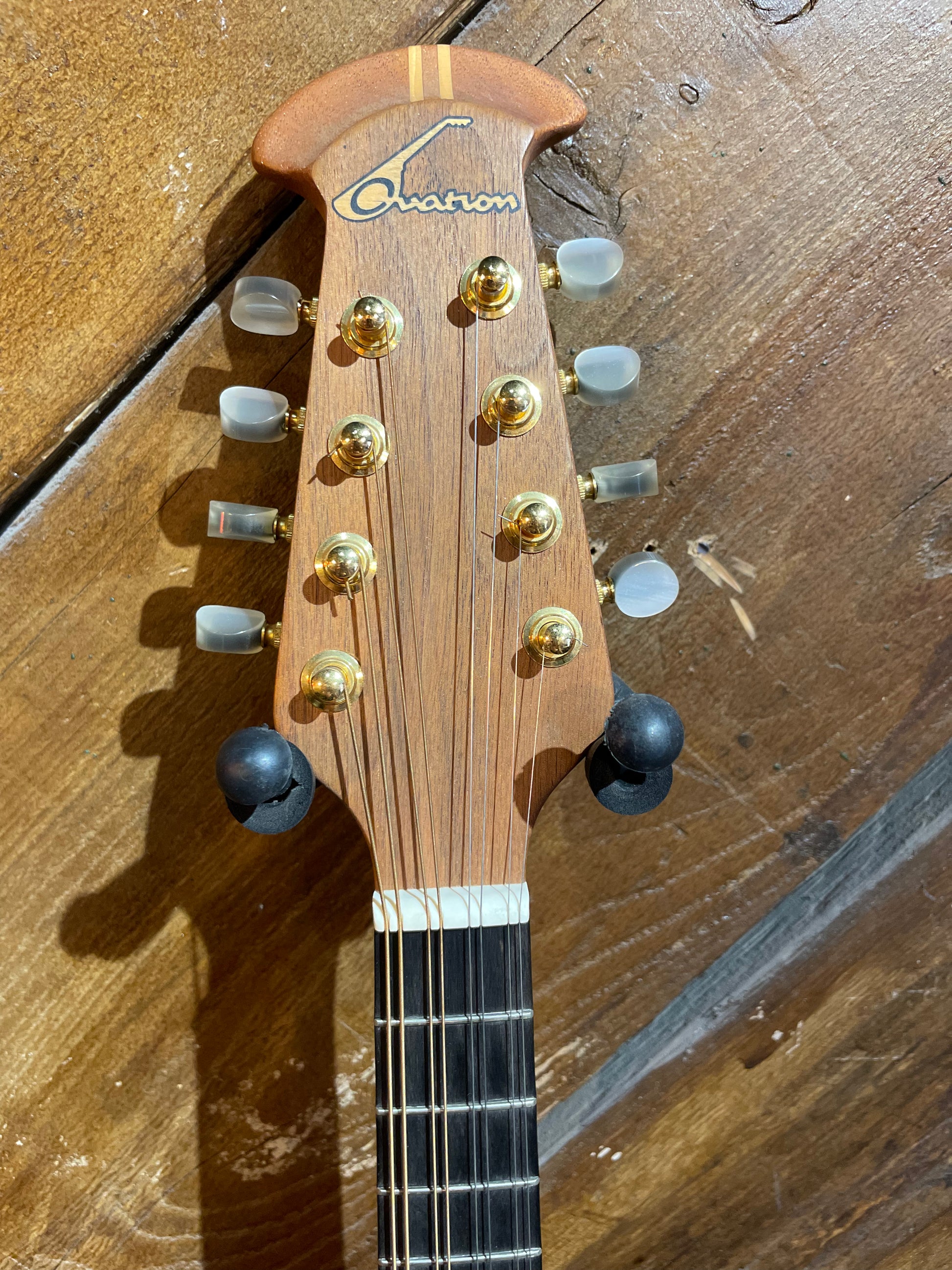 S/H Ovation Mandolin