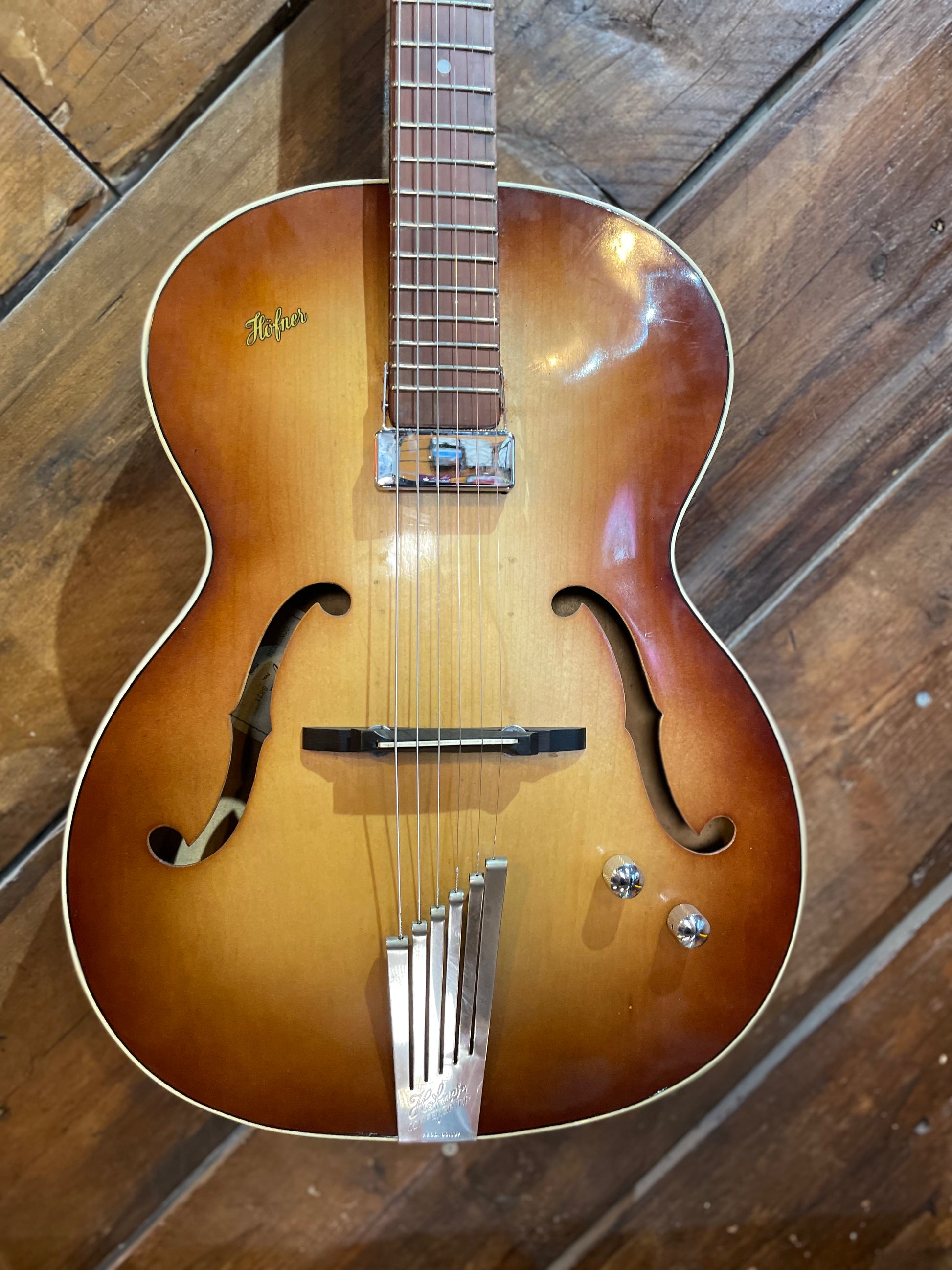 S/H 1958 Hofner Senator Archtop
