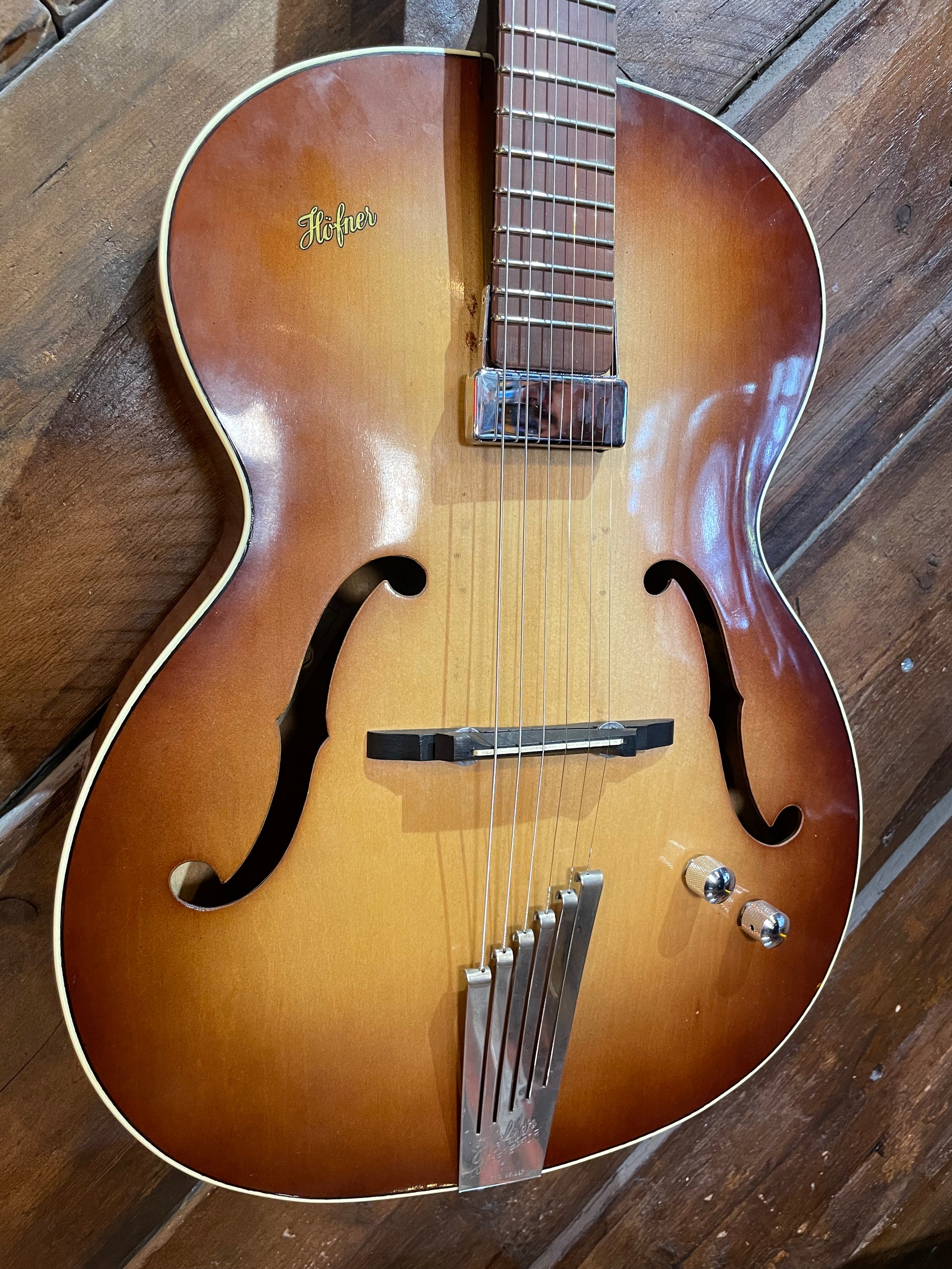 S/H 1958 Hofner Senator Archtop