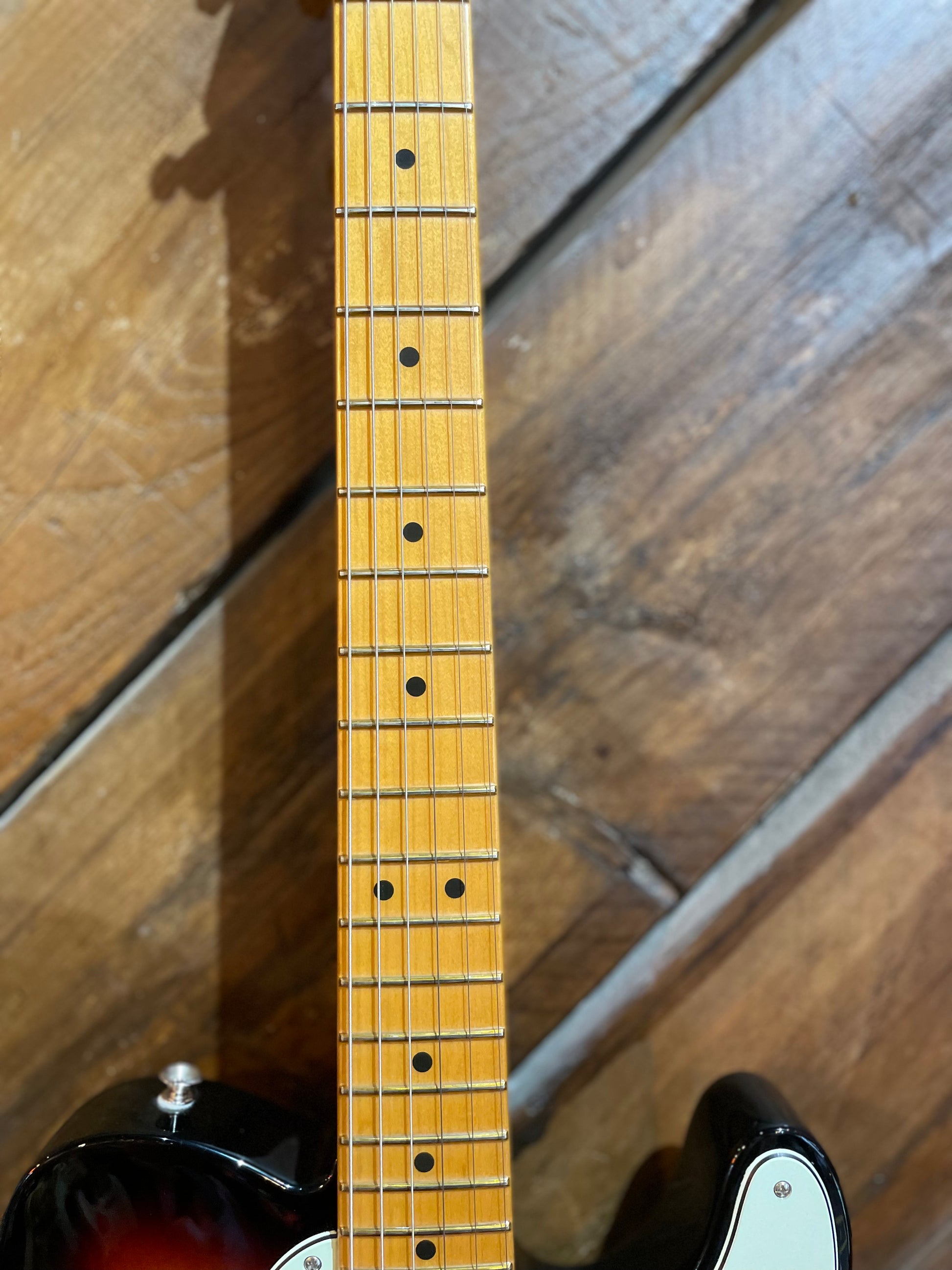 S/H Fender Player Plus Telecaster, Three Tone Sunburst