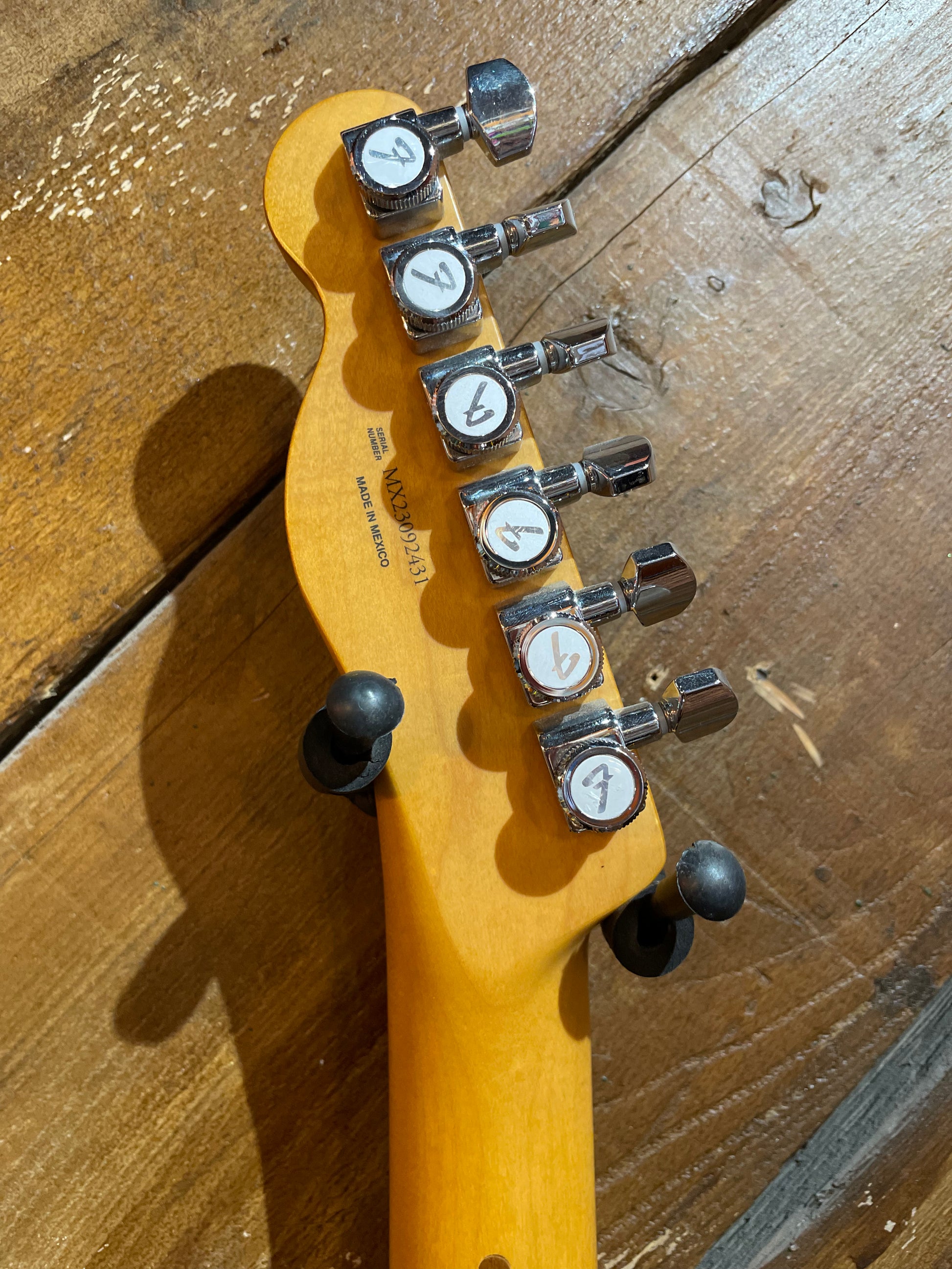 S/H Fender Player Plus Telecaster, Three Tone Sunburst