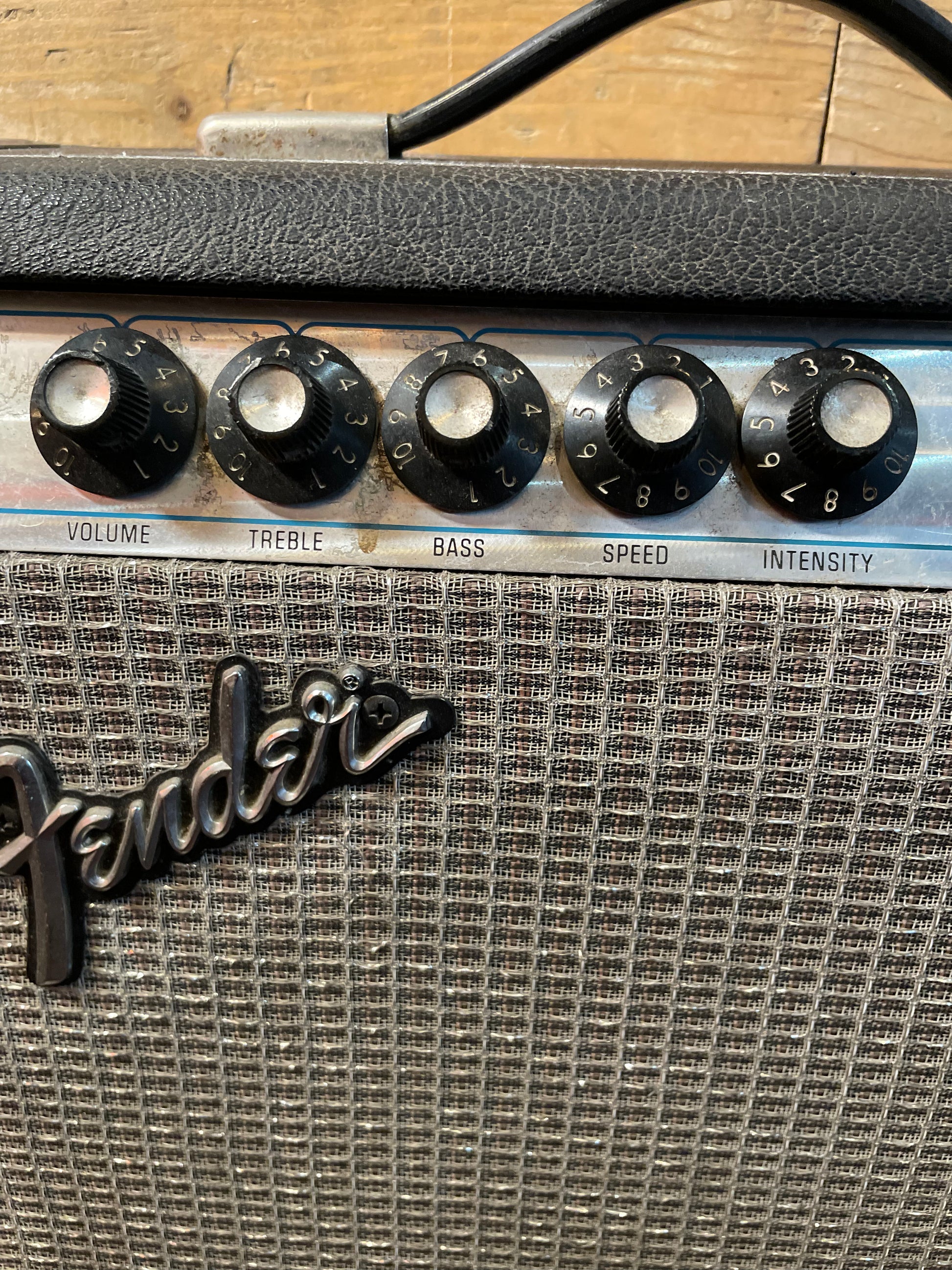 S/H 1974 Fender Vibro Champ