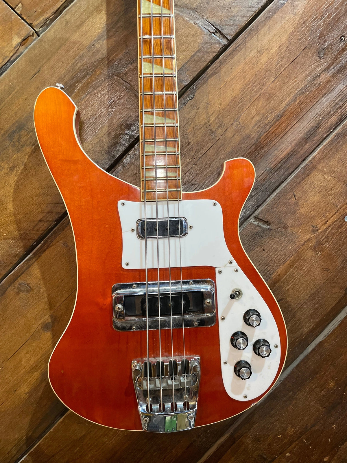 S/H 1985 Rickenbacker 4003