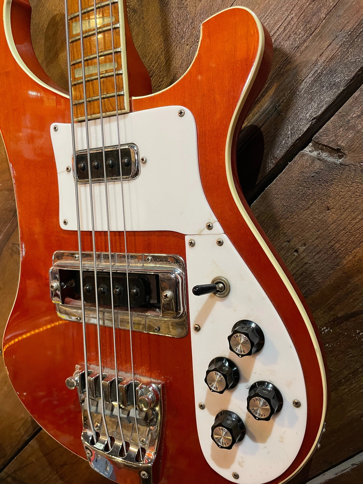 S/H 1985 Rickenbacker 4003
