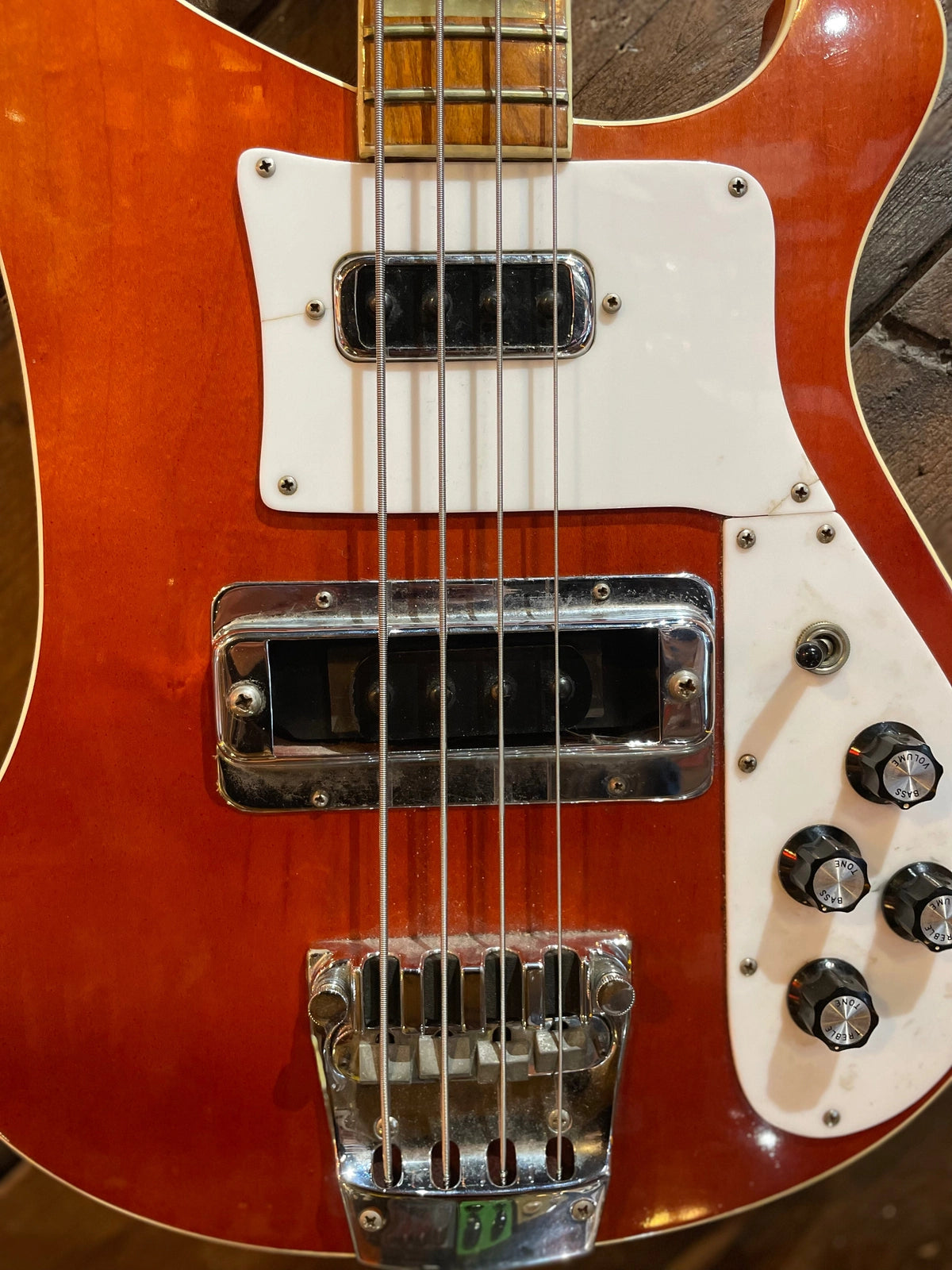 S/H 1985 Rickenbacker 4003